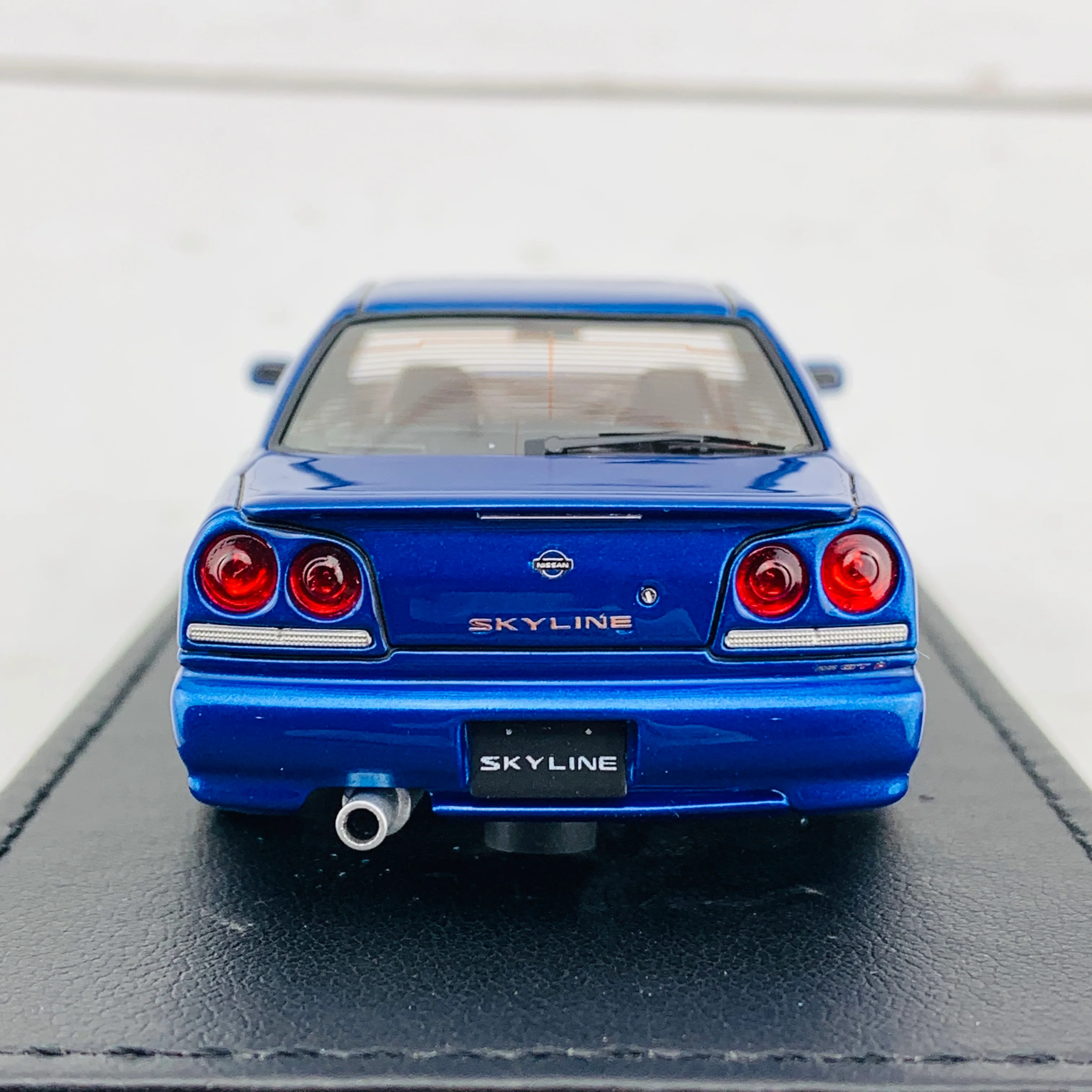 Ignition Model 1/43 Nissan Skyline 25GT Turbo ER34 Blue Metallic IG1612 - Image 6