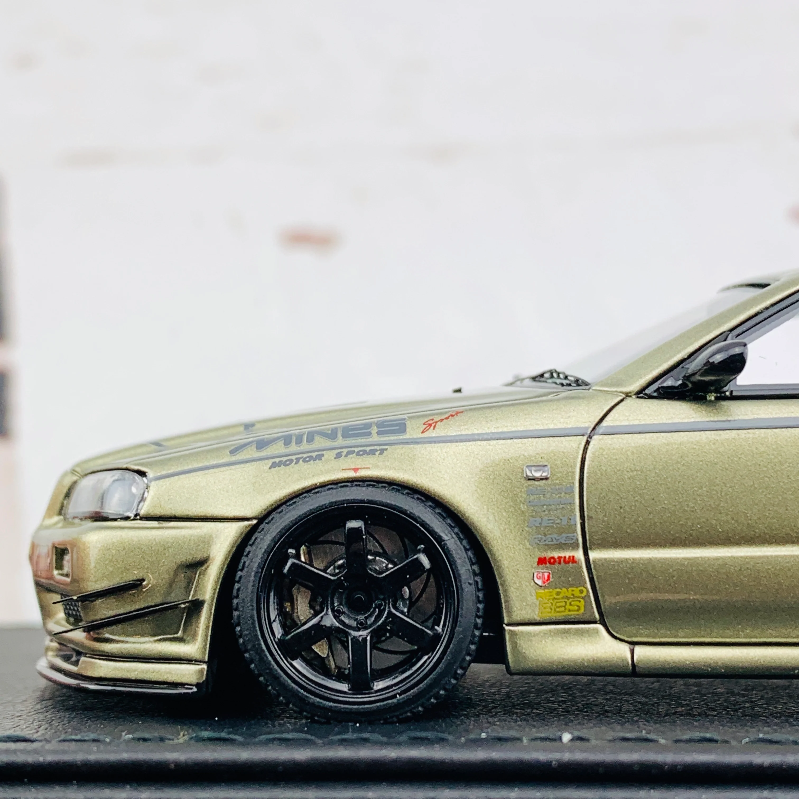 Ignition Model 1/43 Nissan Skyline GTR Mine's R34 Millennium Jade IG1813 - Image 4