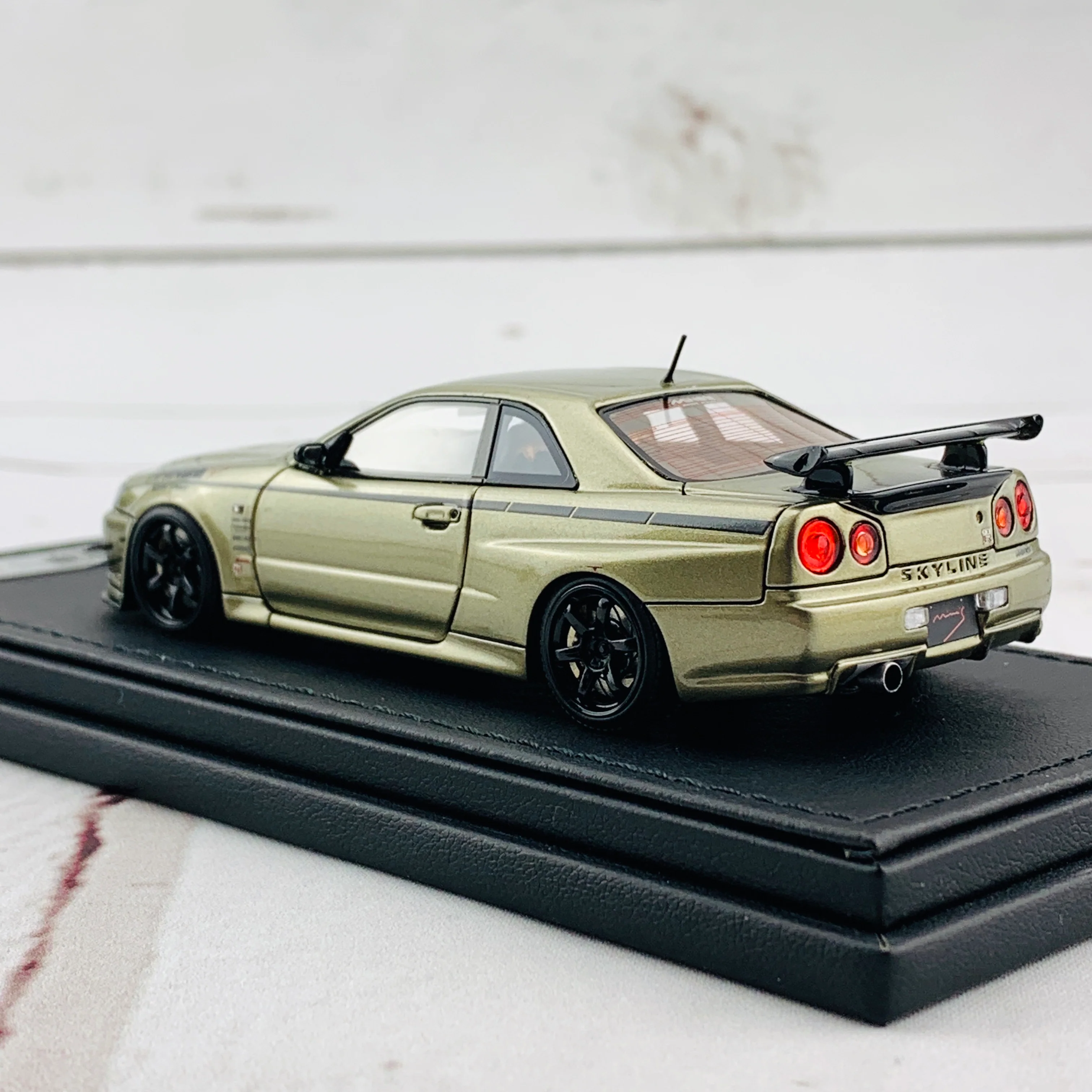 Ignition Model 1/43 Nissan Skyline GTR Mine's R34 Millennium Jade IG1813 - Image 5