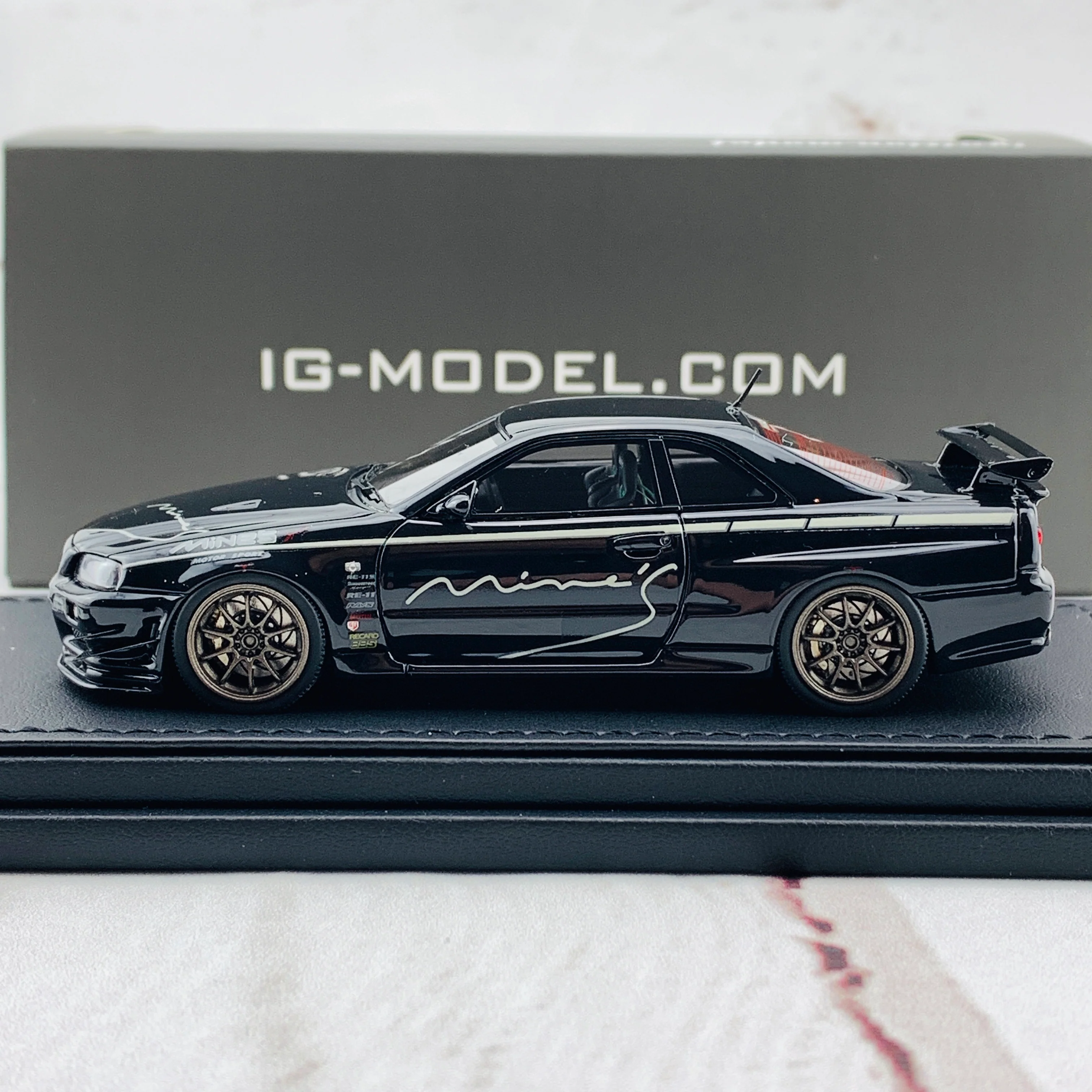 Ignition Model 1/43 Nissan Skyline GTR Mine's R34 Black IG1815 - Image 2