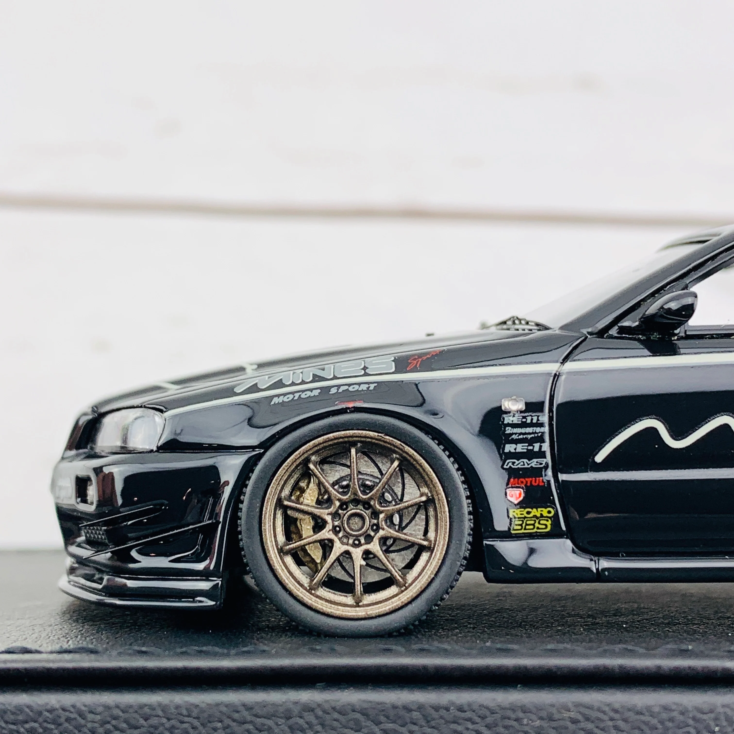 Ignition Model 1/43 Nissan Skyline GTR Mine's R34 Black IG1815 - Image 4