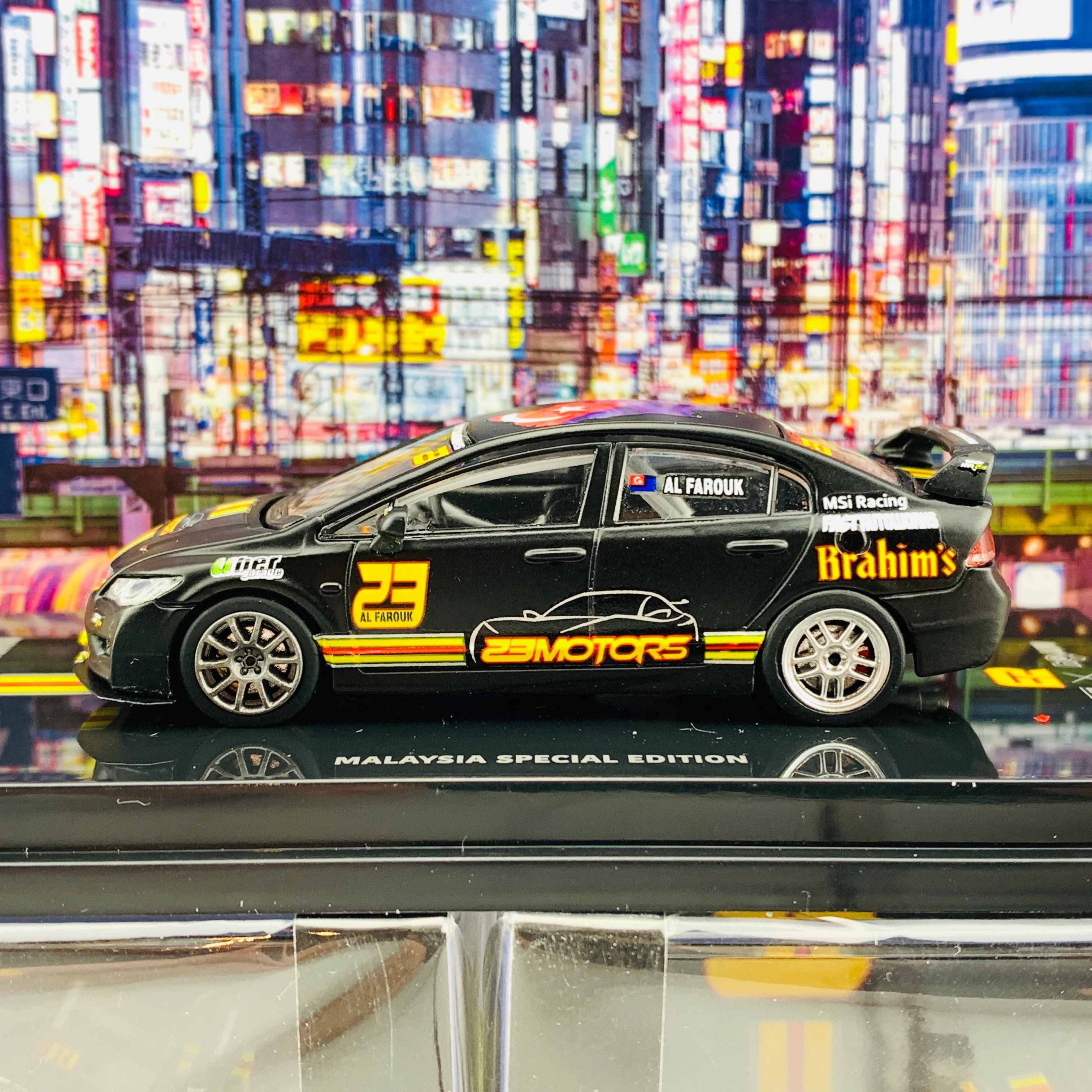 INNO64 1/64 HONDA CIVIC FD2 Type-R #23 AL FAROUK - Malaysia Championship Series 2019 Champion IN64-FD2-MCSMS **Limited Qty** - Image 4