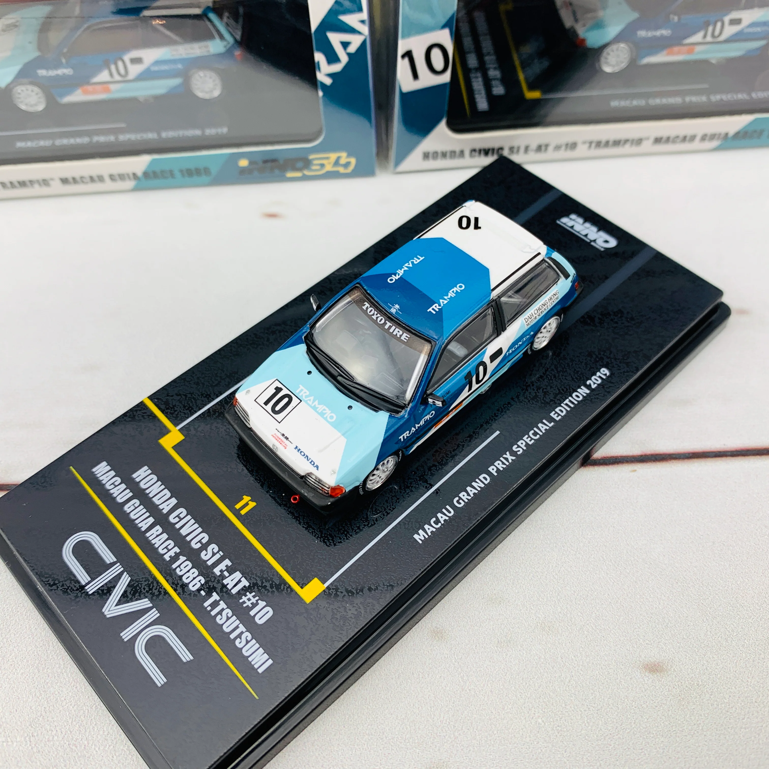 INNO64 1/64 Honda Civic Si E-AT #10 Macau Guia Race 1986 - T. Tsutsumi Macau Grand Prix Special Edition 2019 IN64-MGP19-EAT02 - Image 2