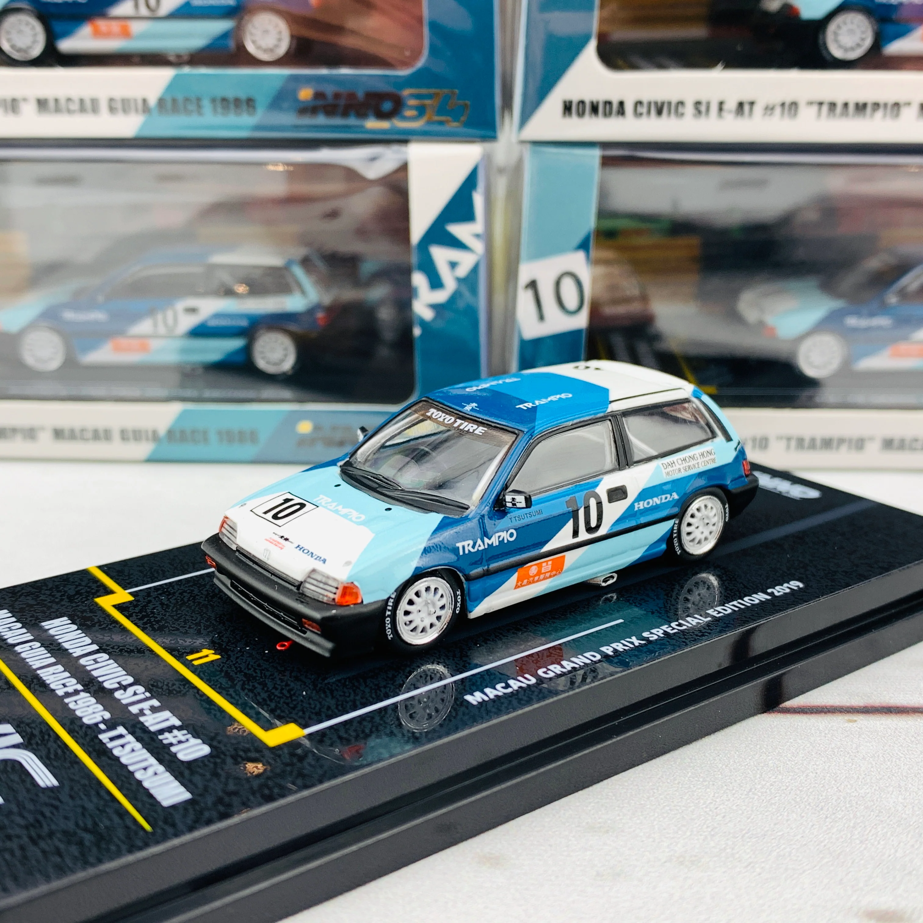INNO64 1/64 Honda Civic Si E-AT #10 Macau Guia Race 1986 - T. Tsutsumi Macau Grand Prix Special Edition 2019 IN64-MGP19-EAT02 - Image 3