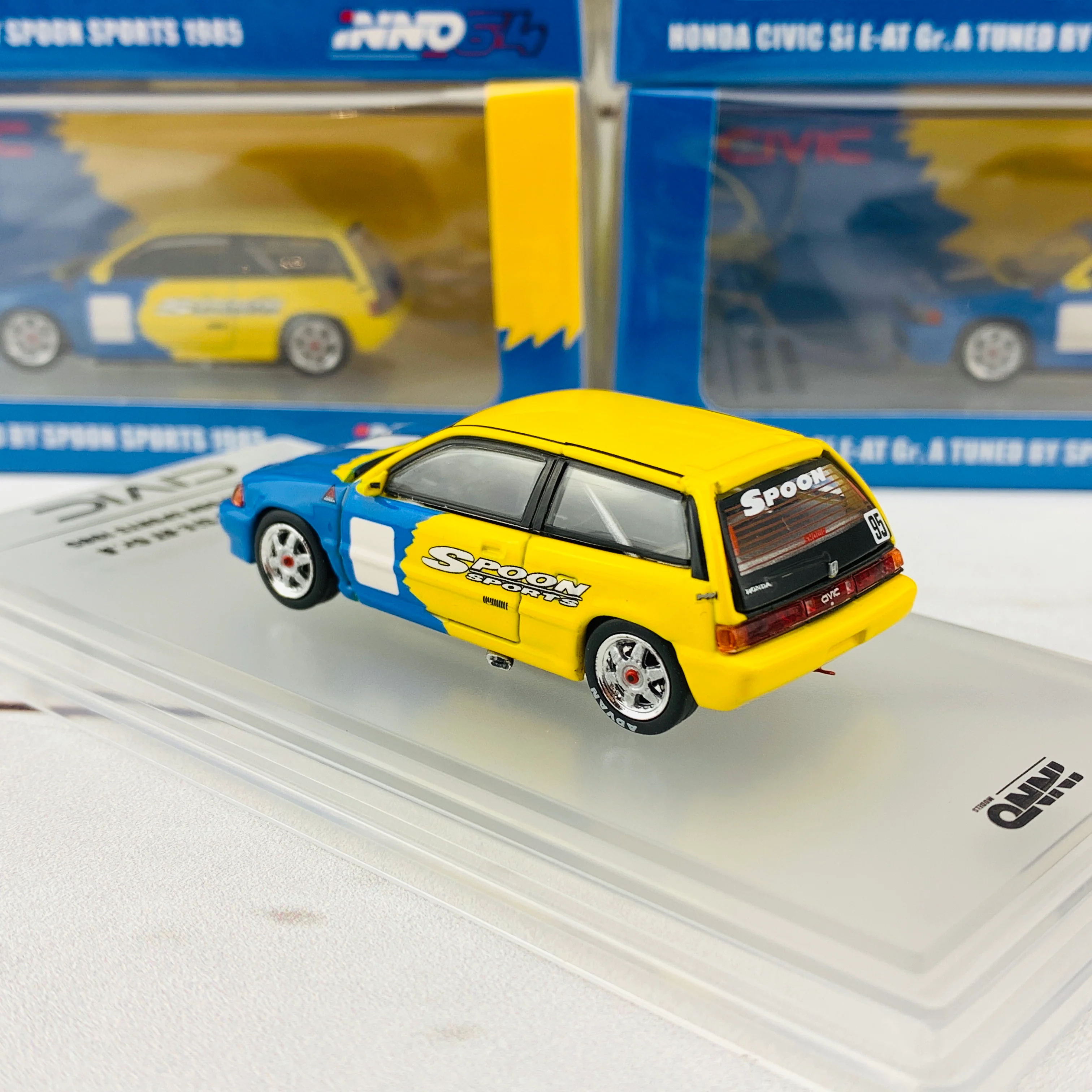 INNO64 1/64 Honda Civic Si E-AT Gr. A Tuned by Spoon Sports 1985 IN64-EAT-SP85 - Image 4