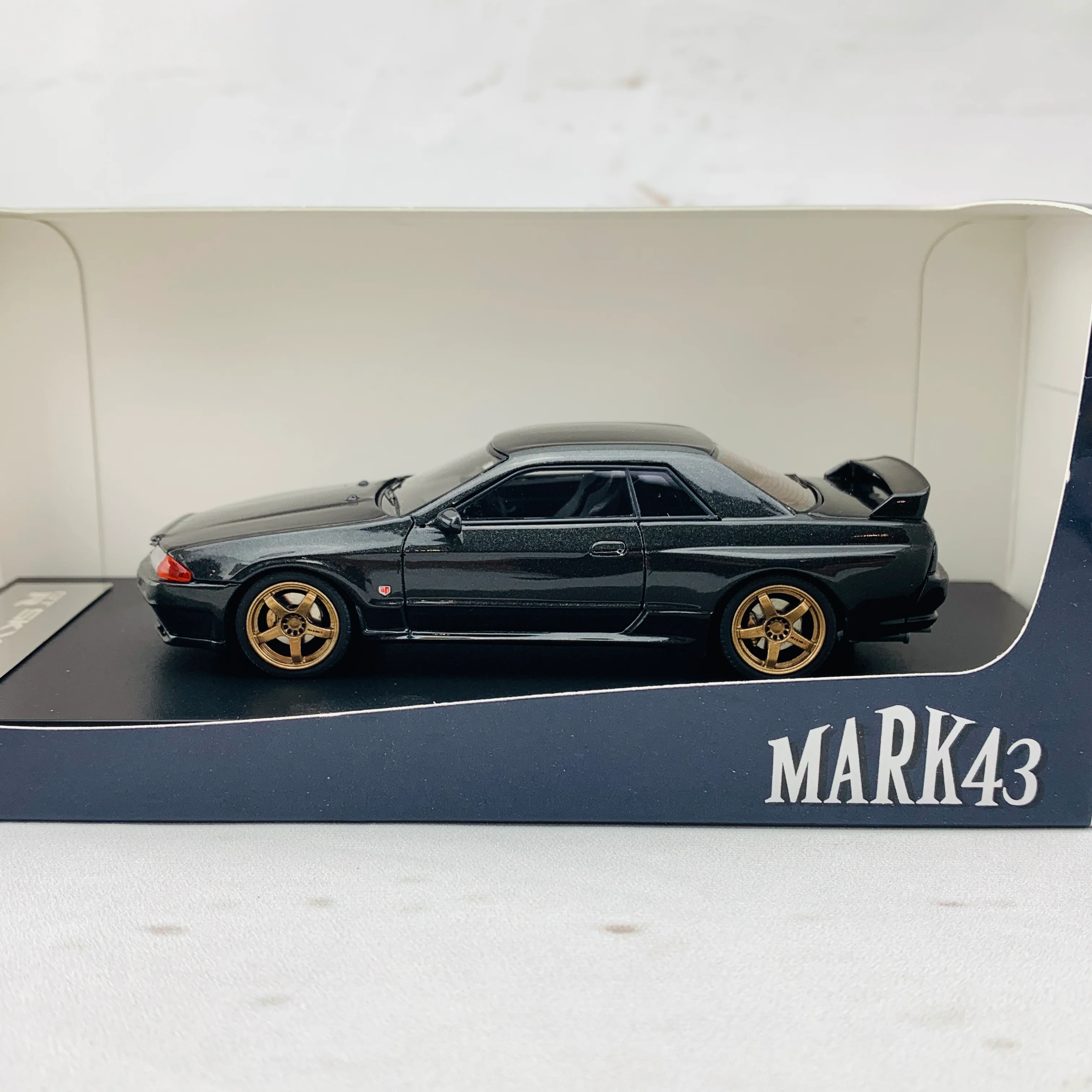 MARK43 1/43 NISSAN SKYLINE GTR (BNR32) NISMO Customized version Gun Gray Metallic PM4304NGM - Image 2