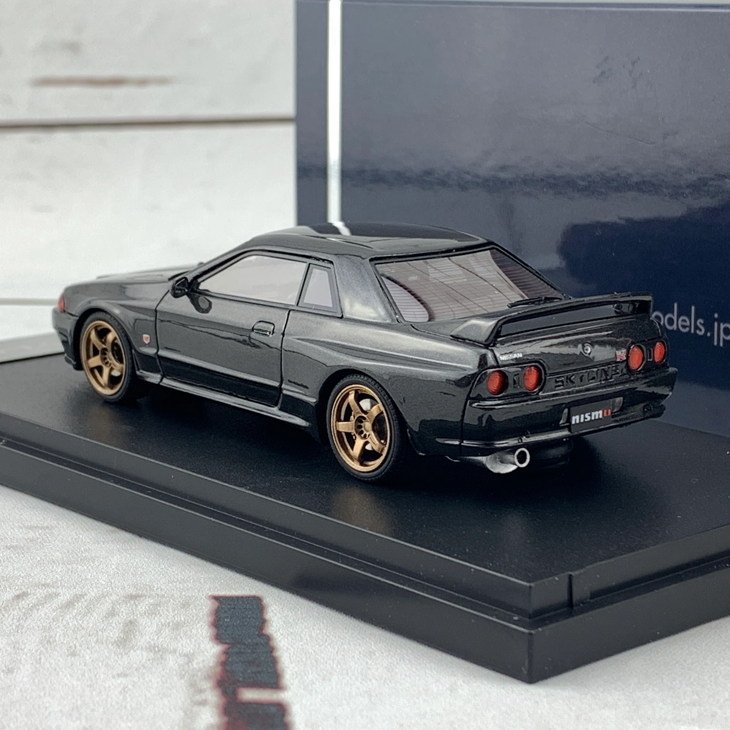 MARK43 1/43 NISSAN SKYLINE GTR (BNR32) NISMO Customized version Gun Gray Metallic PM4304NGM - Image 4