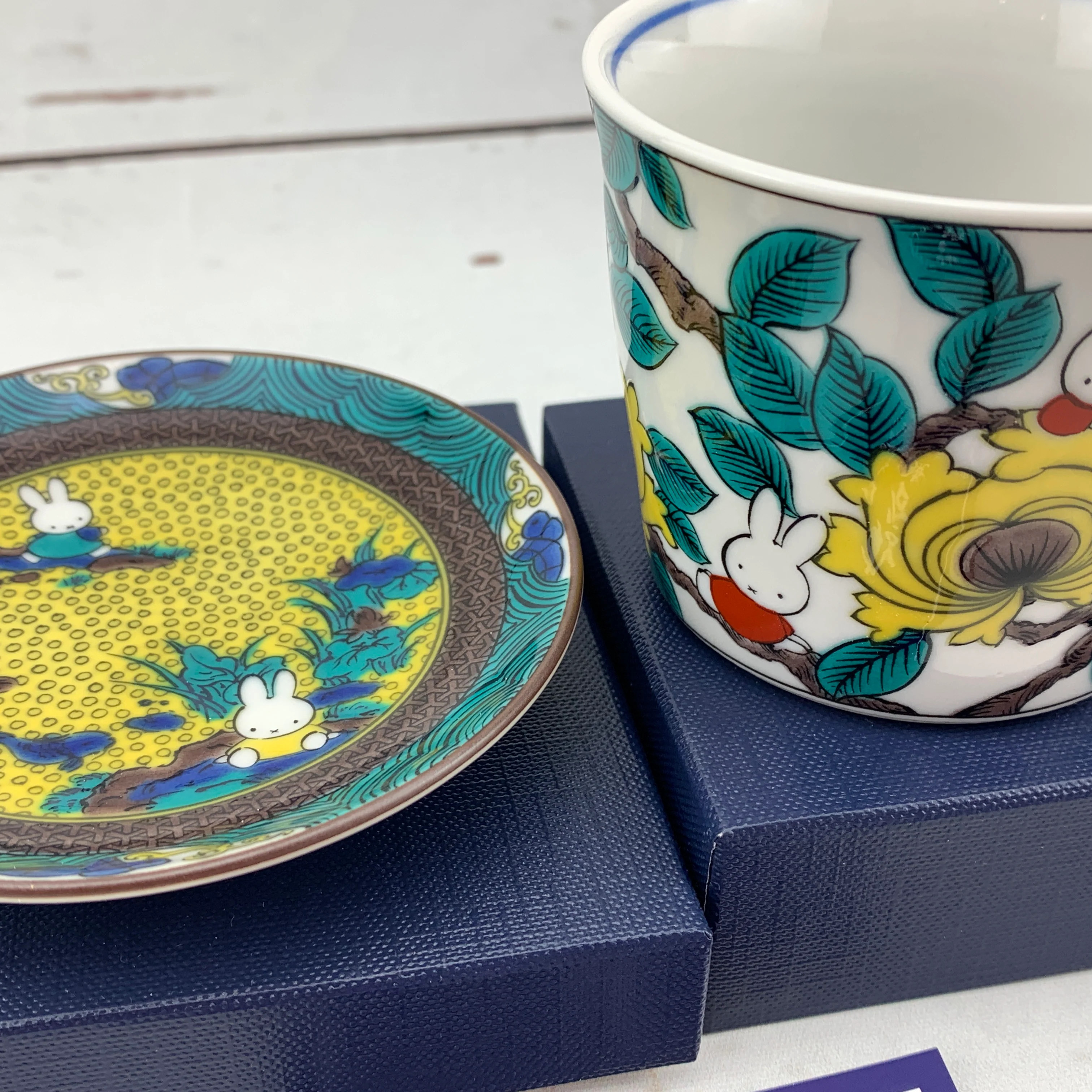 miffy 九谷焼 Kutani Cup and Plate set Made in Japan by Kanesho - GREEN **Limited Qty** PICK UP IN STORE ONLY - Image 2