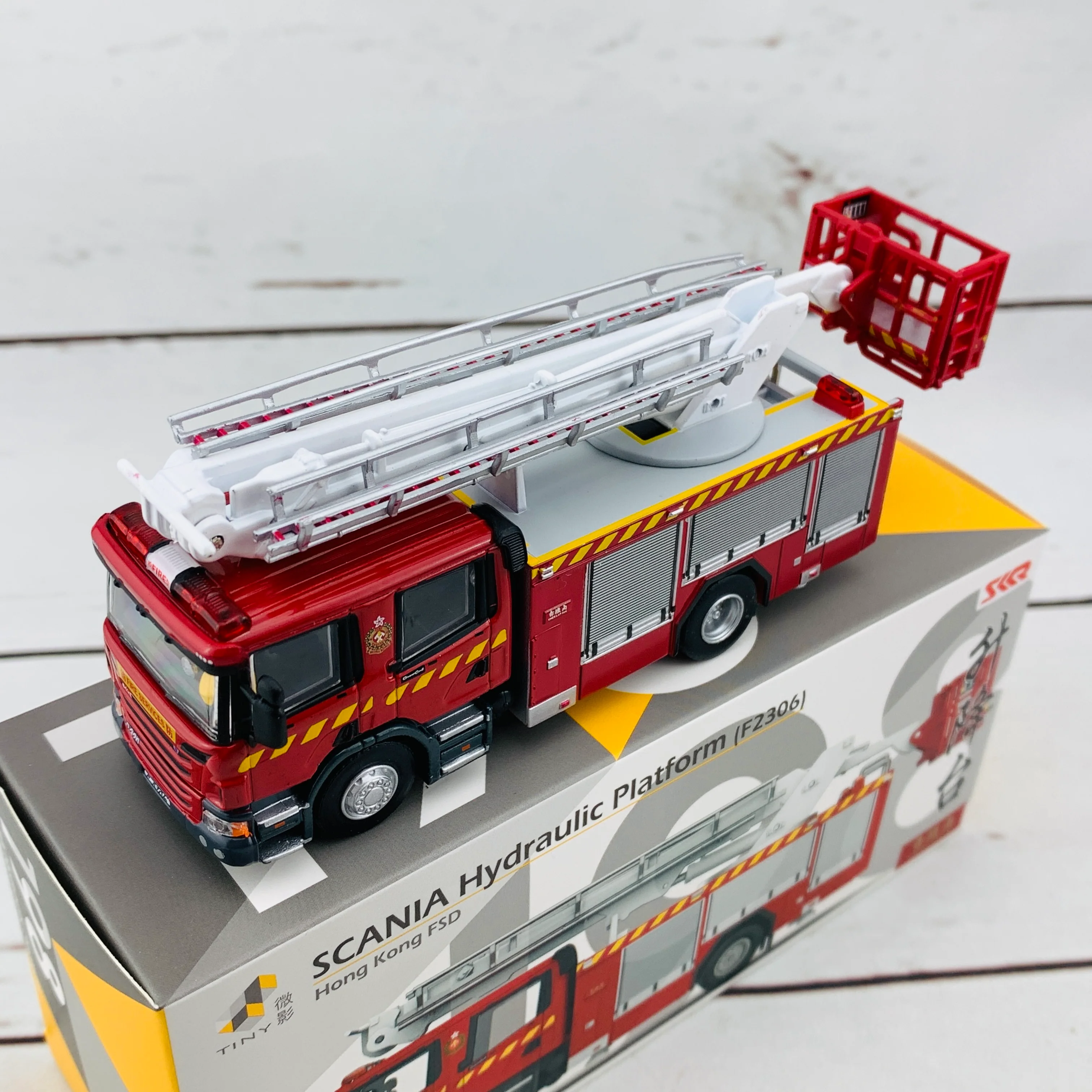 1/76 Tiny 微影 198 Scania HKFSD Hydraulic Platform (F2306) 消防處油壓升降台 ATC64676 - Image 2