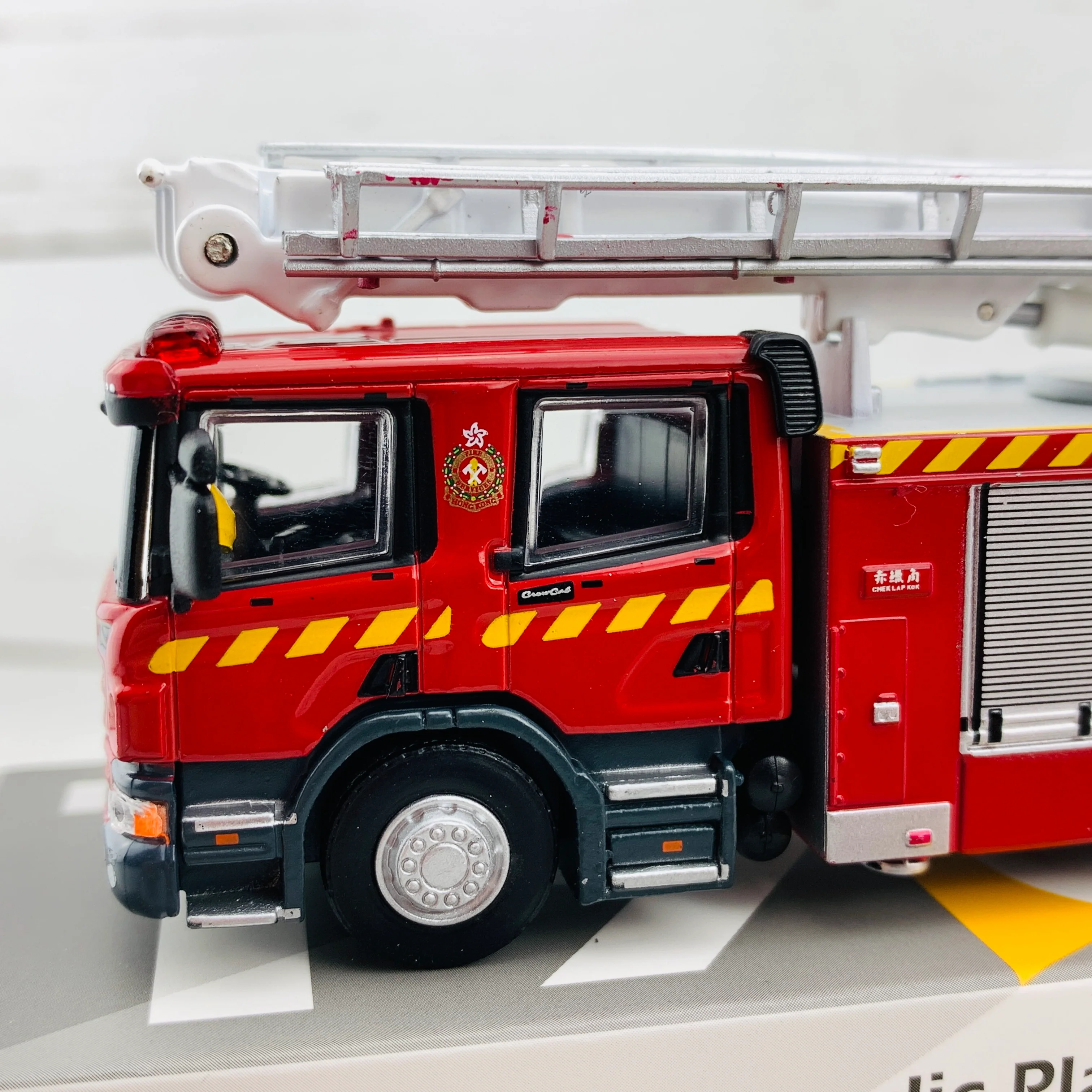 1/76 Tiny 微影 198 Scania HKFSD Hydraulic Platform (F2306) 消防處油壓升降台 ATC64676 - Image 4