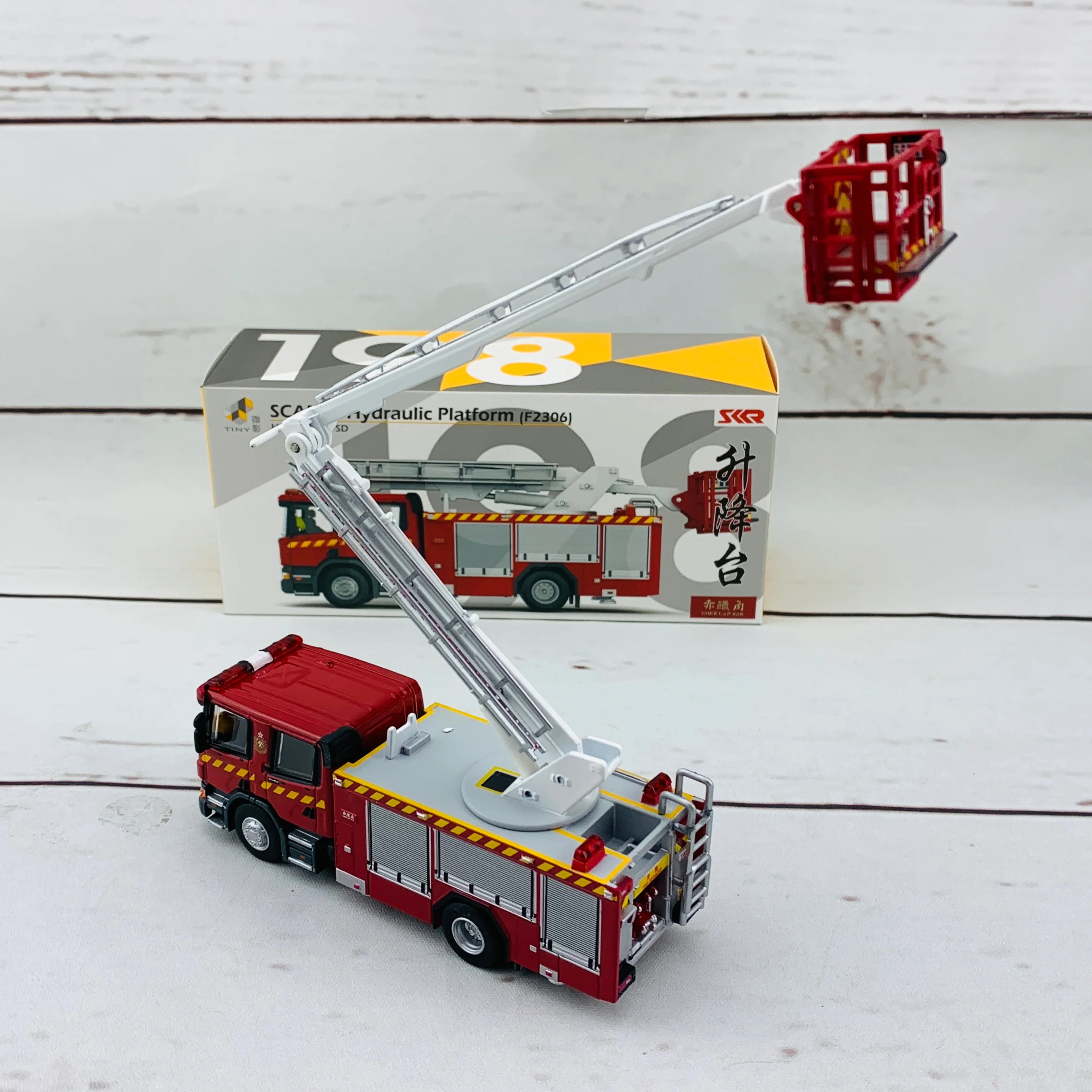 1/76 Tiny 微影 198 Scania HKFSD Hydraulic Platform (F2306) 消防處油壓升降台 ATC64676 - Image 6