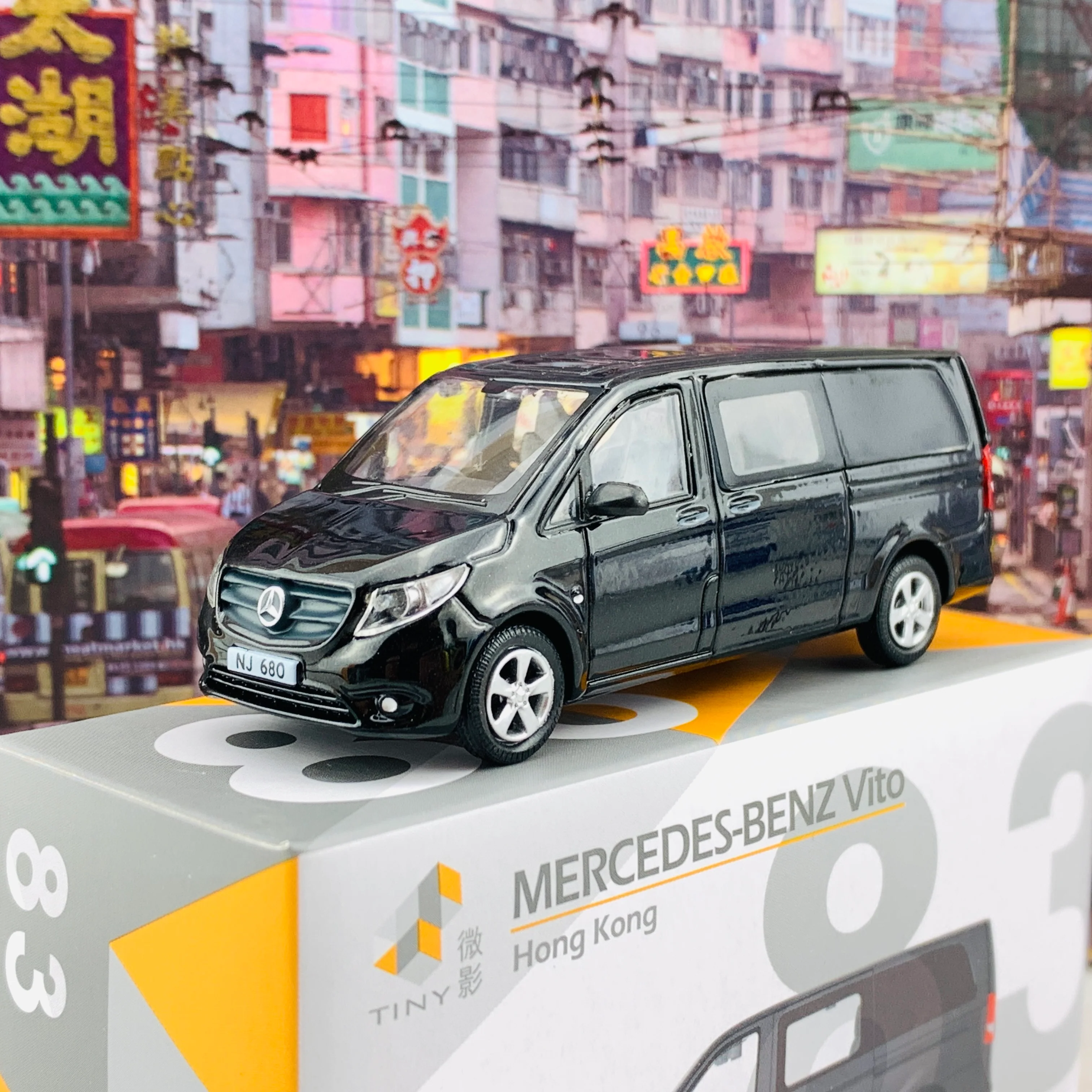 Tiny 微影 83 MERCEDES-BENZ Vito ATC64916 - Image 2
