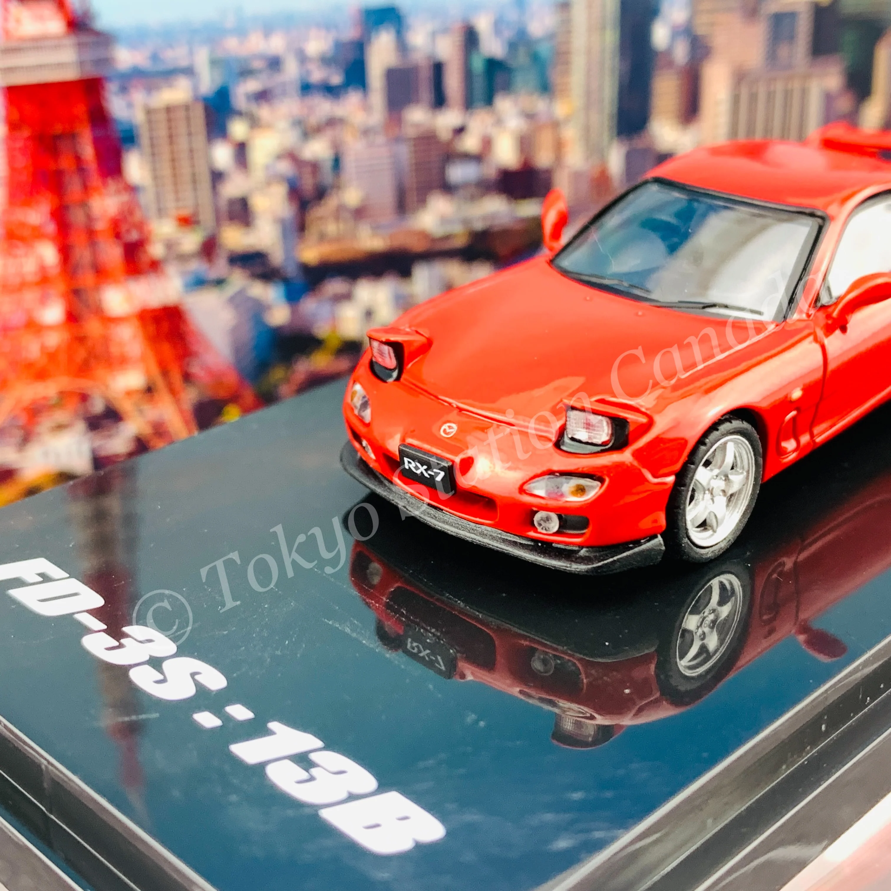 HOBBY JAPAN 1/64 Mazda RX-7 (FD3S) TYPE RS With Engine Display Model Red HJ642007FR - Image 2