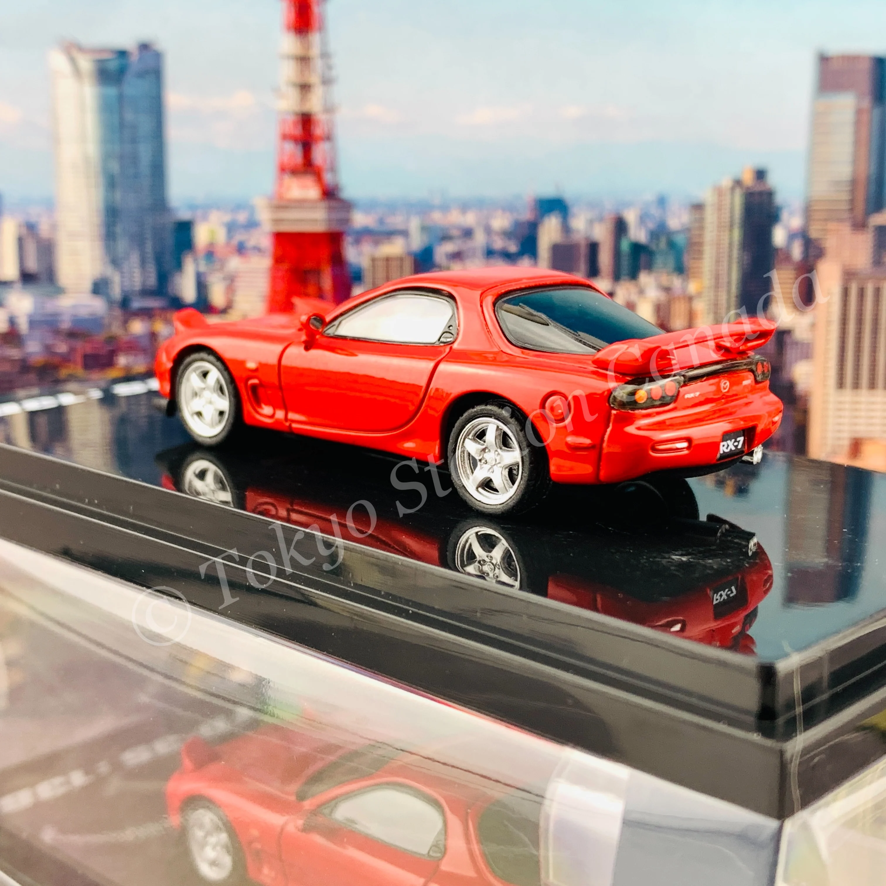 HOBBY JAPAN 1/64 Mazda RX-7 (FD3S) TYPE RS With Engine Display Model Red HJ642007FR - Image 5