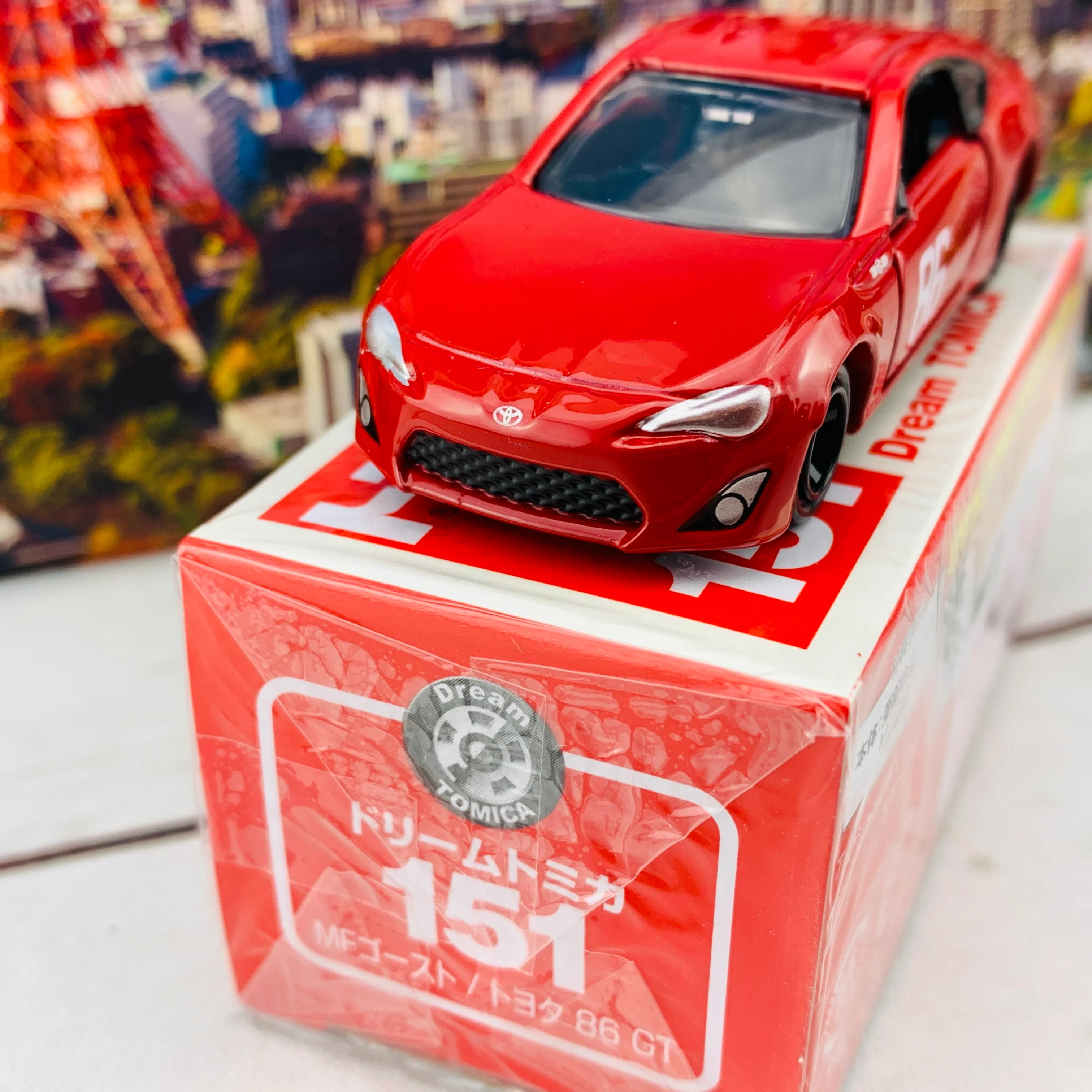 Dream TOMICA 151 MF Ghost / Toyota 86 GT - Image 3