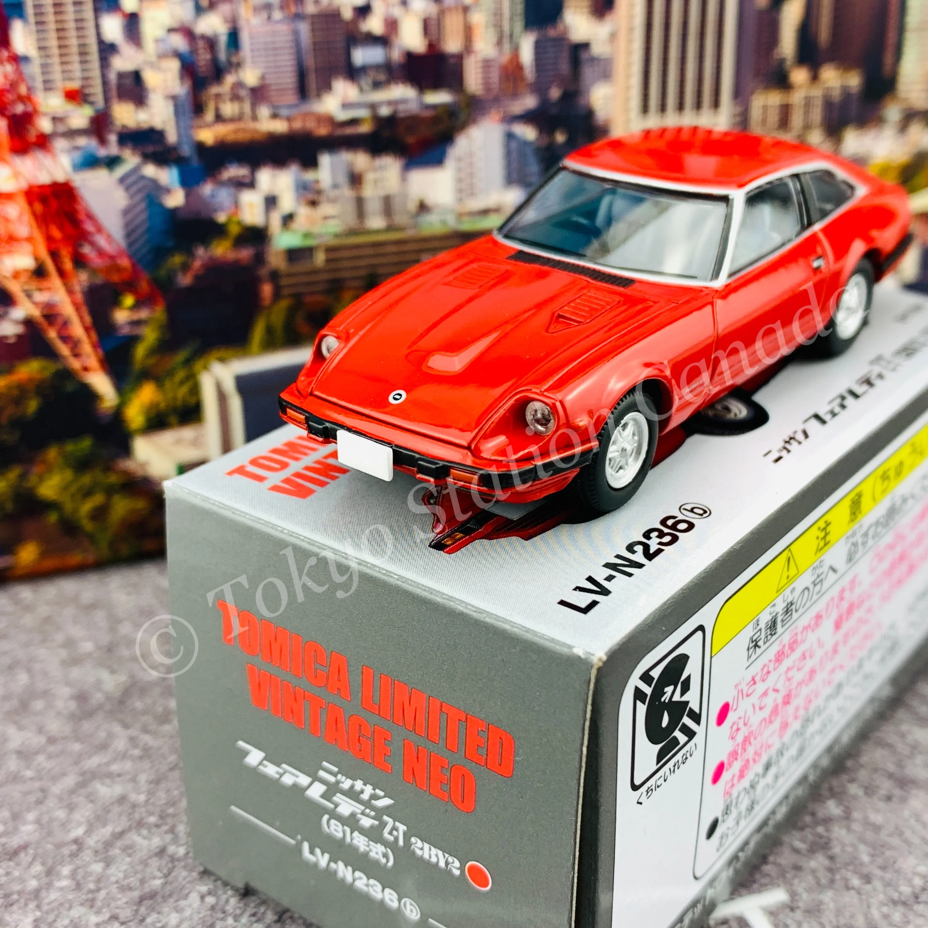 Tomytec Tomica Limited Vintage Neo 1/64 Nissan Fairlady Z-T 2BY2 (red) LV-N236b - Image 3