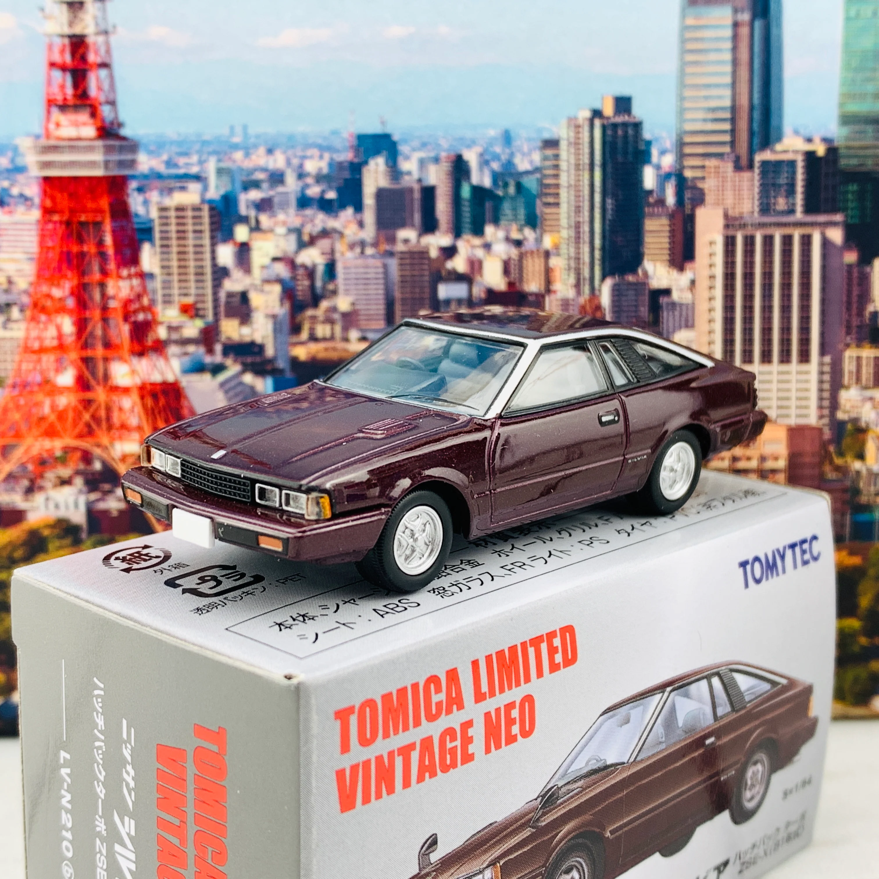 Tomytec Tomica Limited Vintage Neo 1/64 Nissan Silvia Hatchback Turbo ZSE-X 1981 Maroon LV-N210b - Image 2