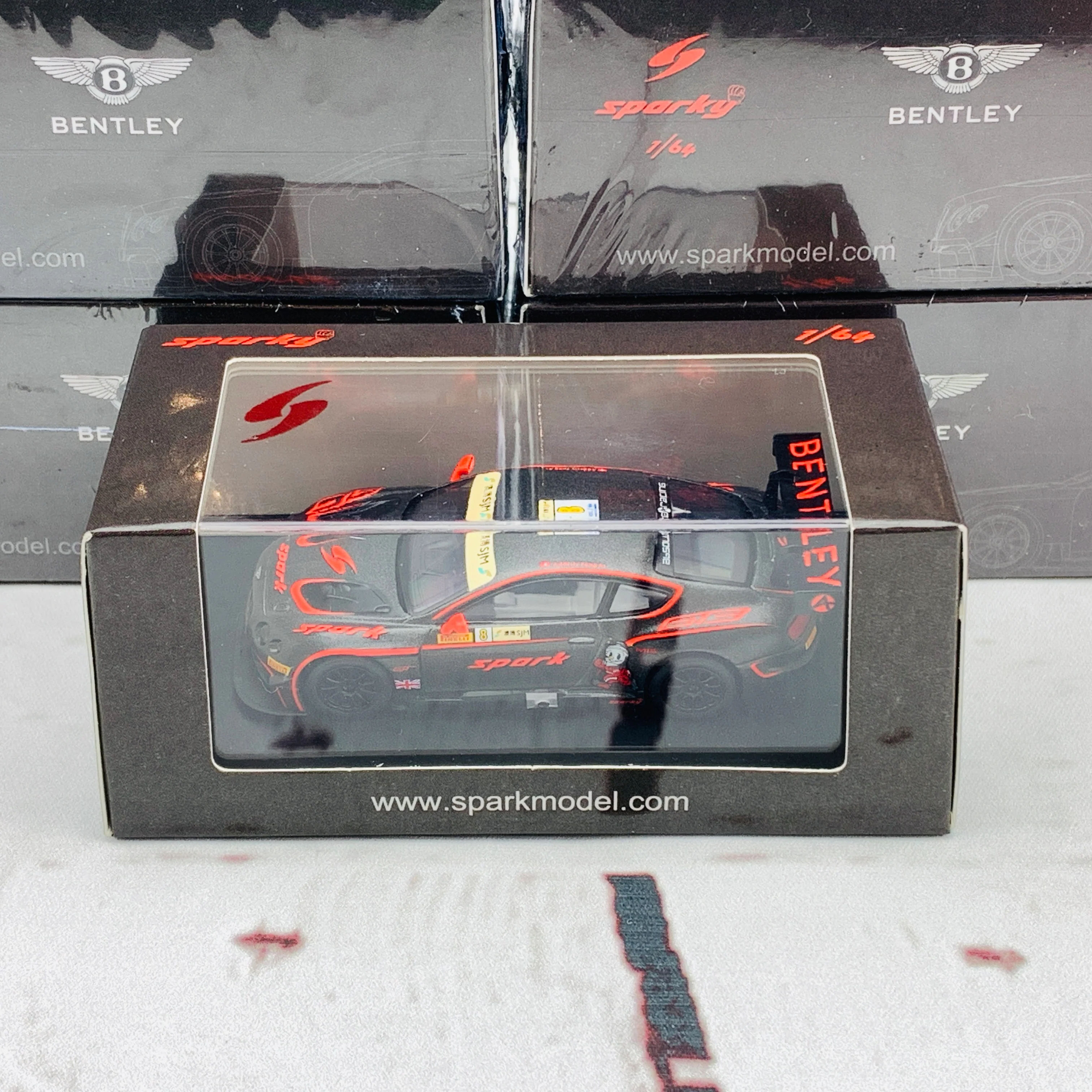 Sparky 1/64 BENTLEY CONTINENTAL GT3 NO.8 MACAU GP FIA GT WORLD CUP 2015 BENTLEY TEAM ABSOLUTE ADDERLY FONG Y104 - Image 4
