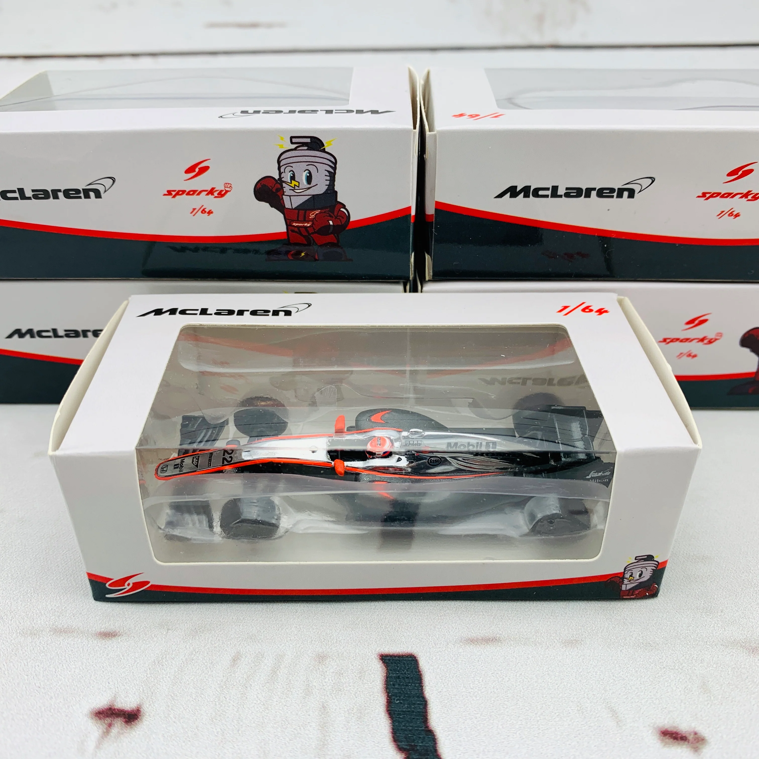 Sparky 1/64 MCLAREN HONDA MP4-30 N.22 CHINESE GP 2015 JENSON BUTTON Y051 - Image 5