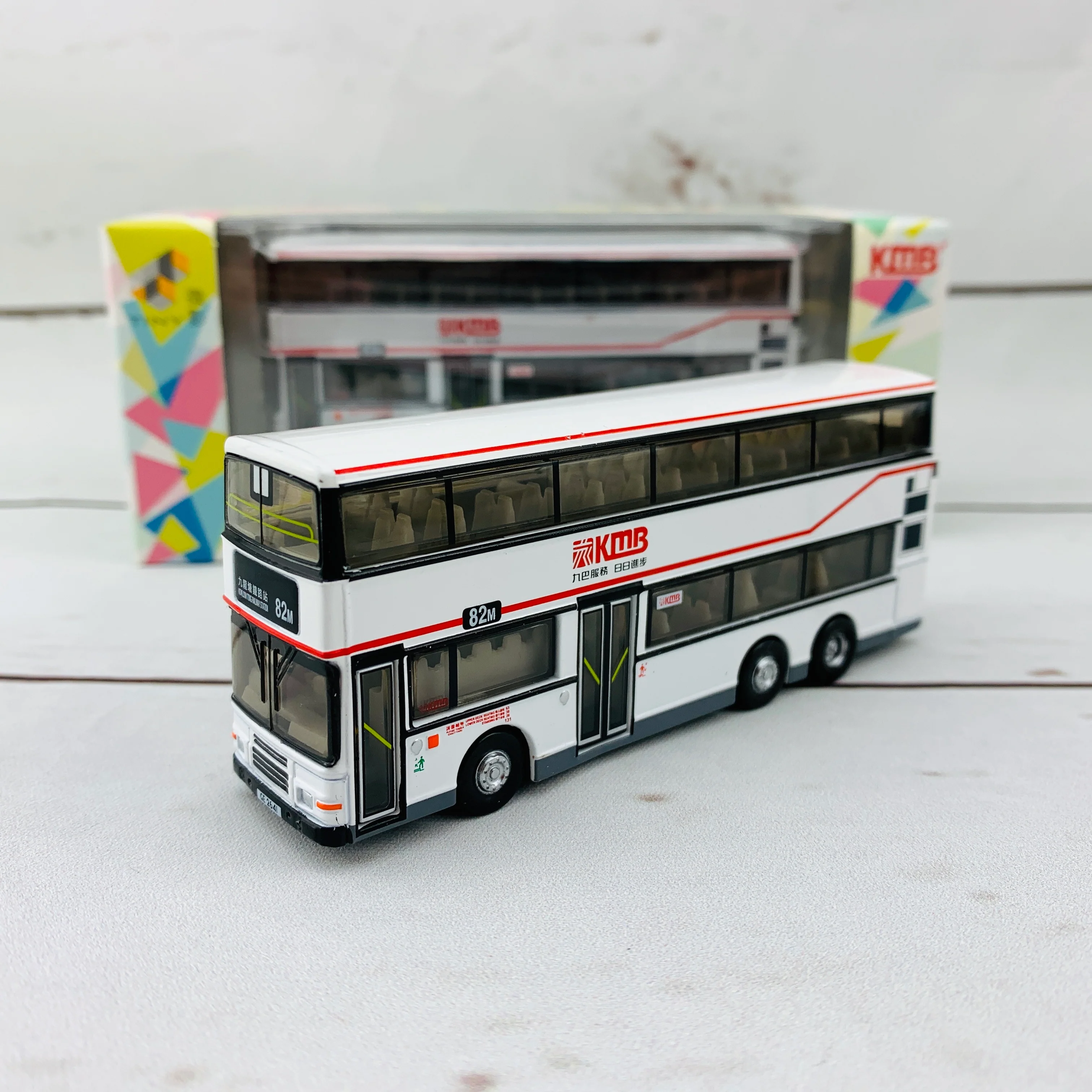 Tiny 微影 LOG-ON 20th Limited Edition KMB (Kowloon Tong Railway Station 82M) 九巴 (九龍塘鐵路站82M) KMB2019035 - Image 3