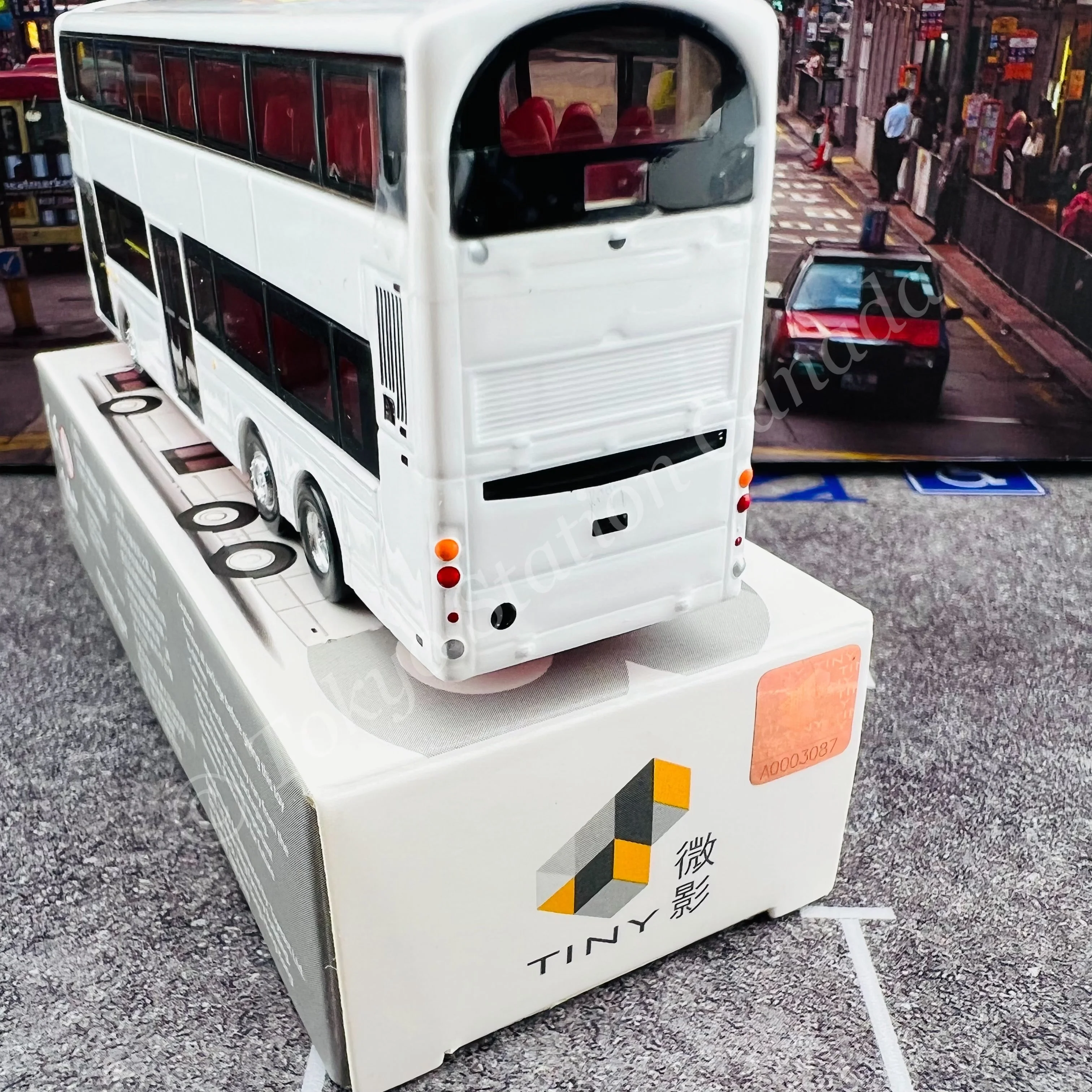 TINY 微影 P13 B9TL Bus ATC64655 - Image 2