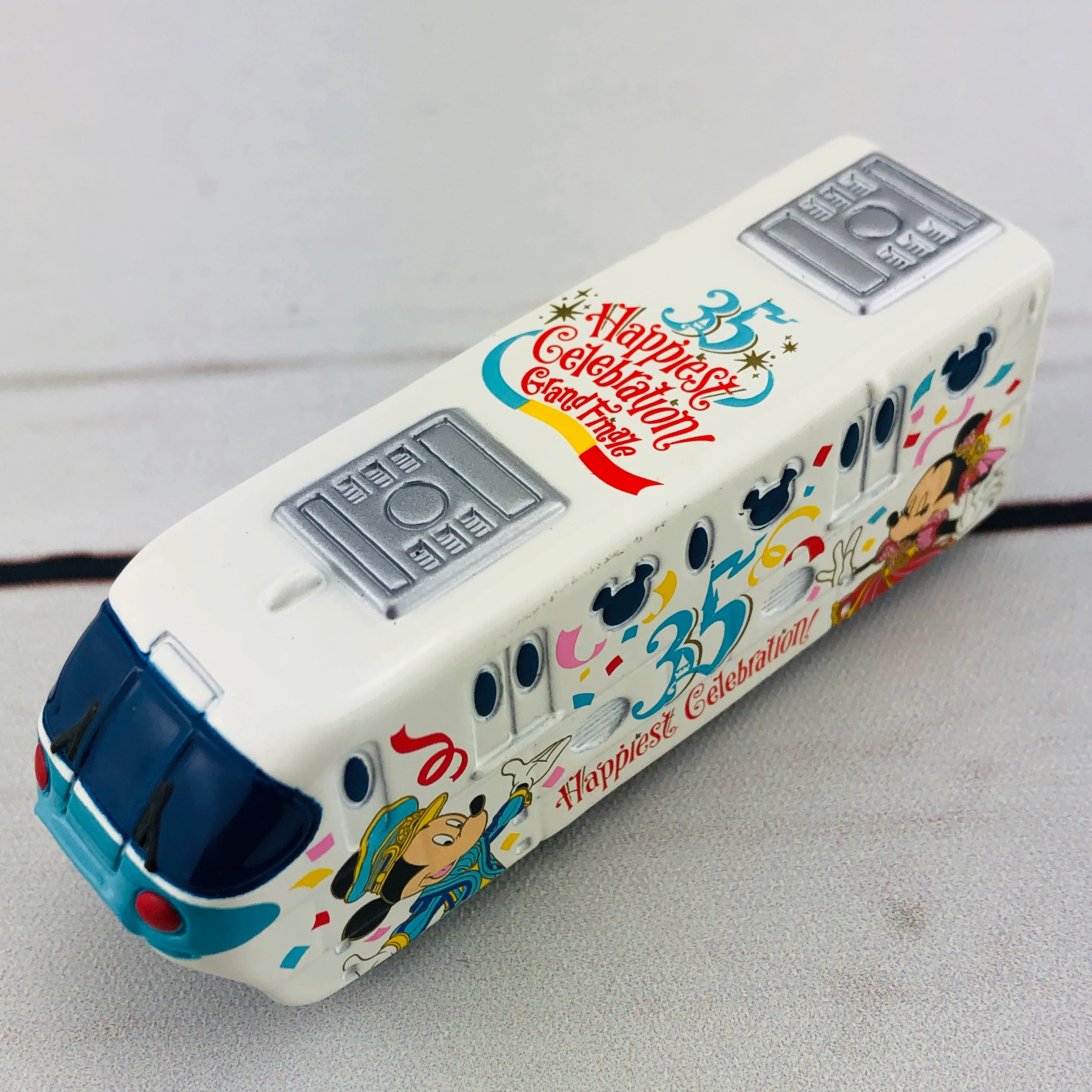 Tomica Disney Resort Line 35th Anniversary  Collection *Limited Quantity* - Image 4