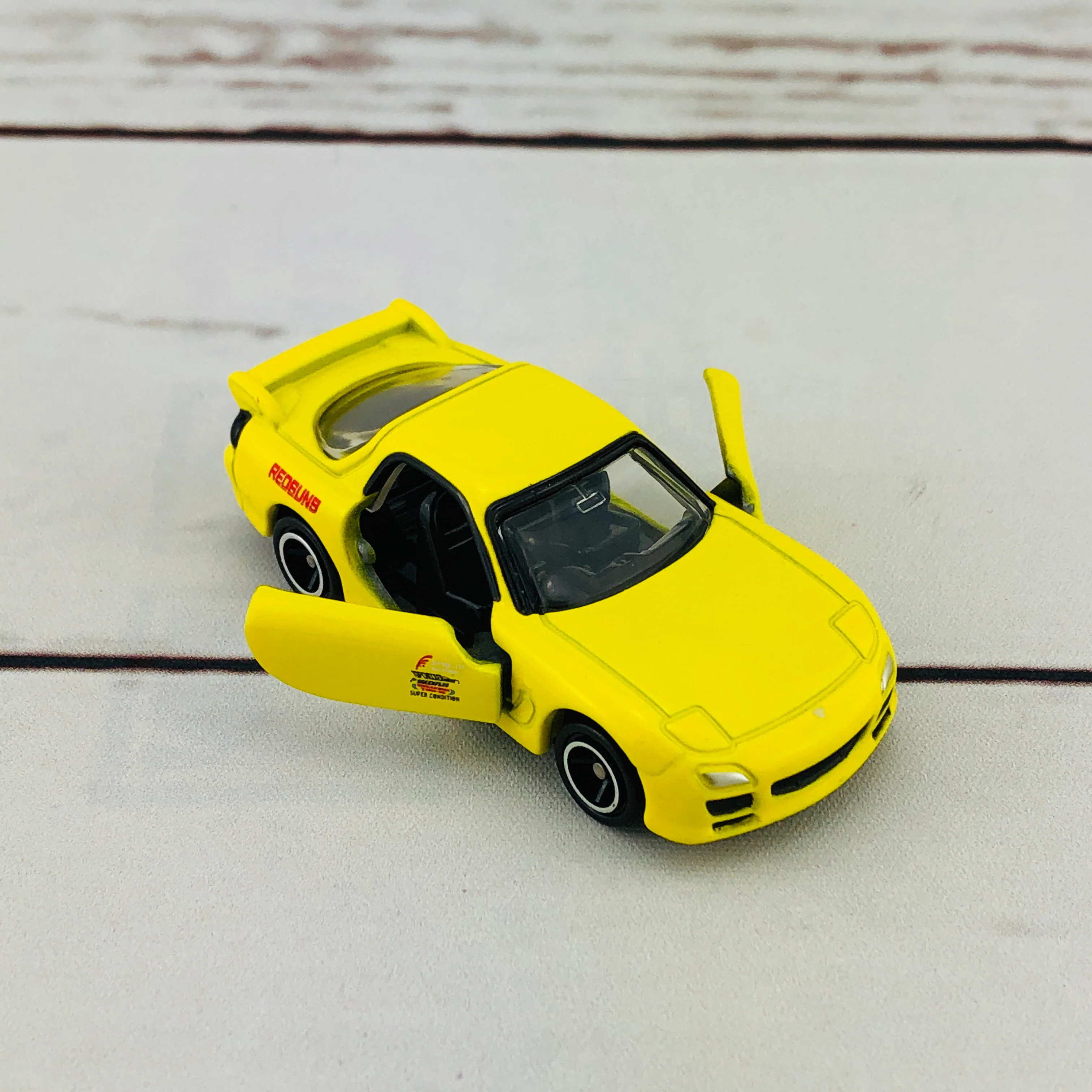 Dream TOMICA Initial D FD3S RX7 - Image 7