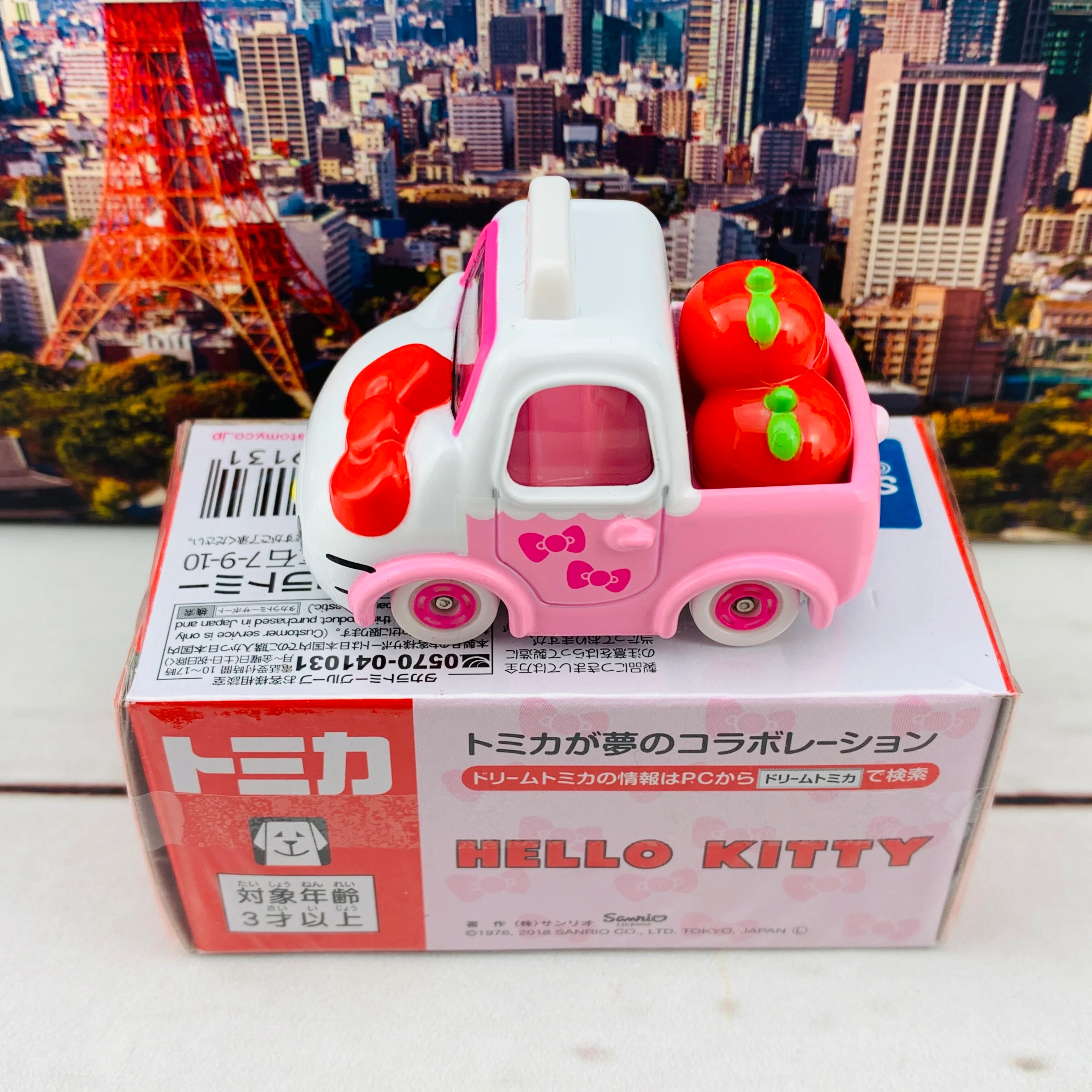 Dream TOMICA 152 Hello Kitty Apple Carry - Image 4
