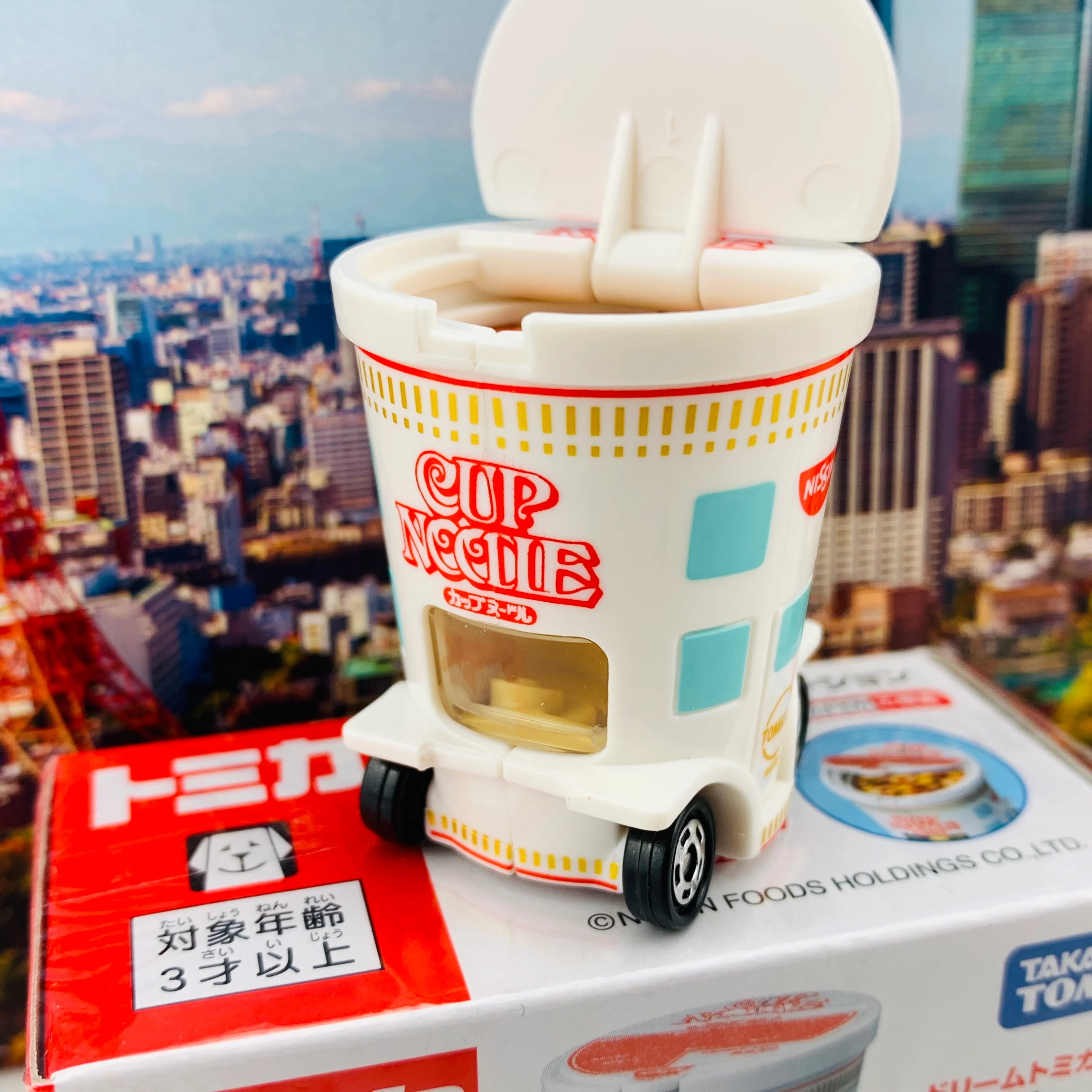 Dream TOMICA 161 Nissin Cup Noodle - Image 3