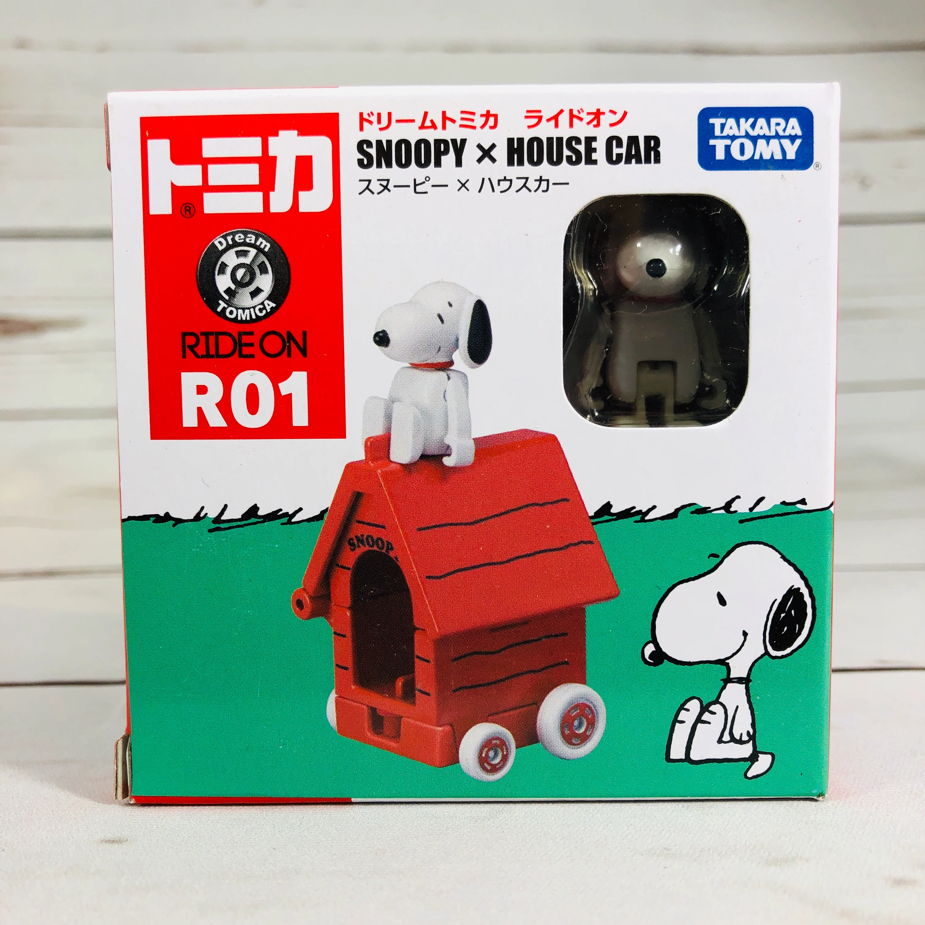 DREAM TOMICA Ride On R01 Snoopy x House Car - Image 7