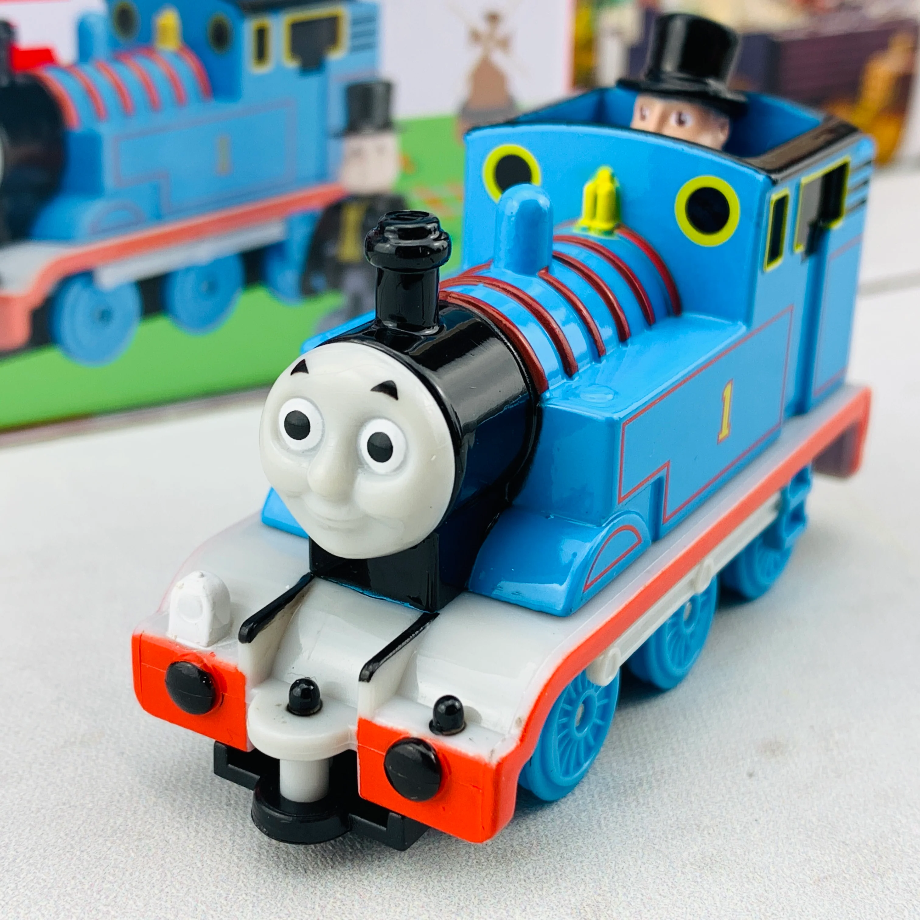 Dream TOMICA RIDE ON R05 SIR Topham Hatt x THOMAS - Image 3