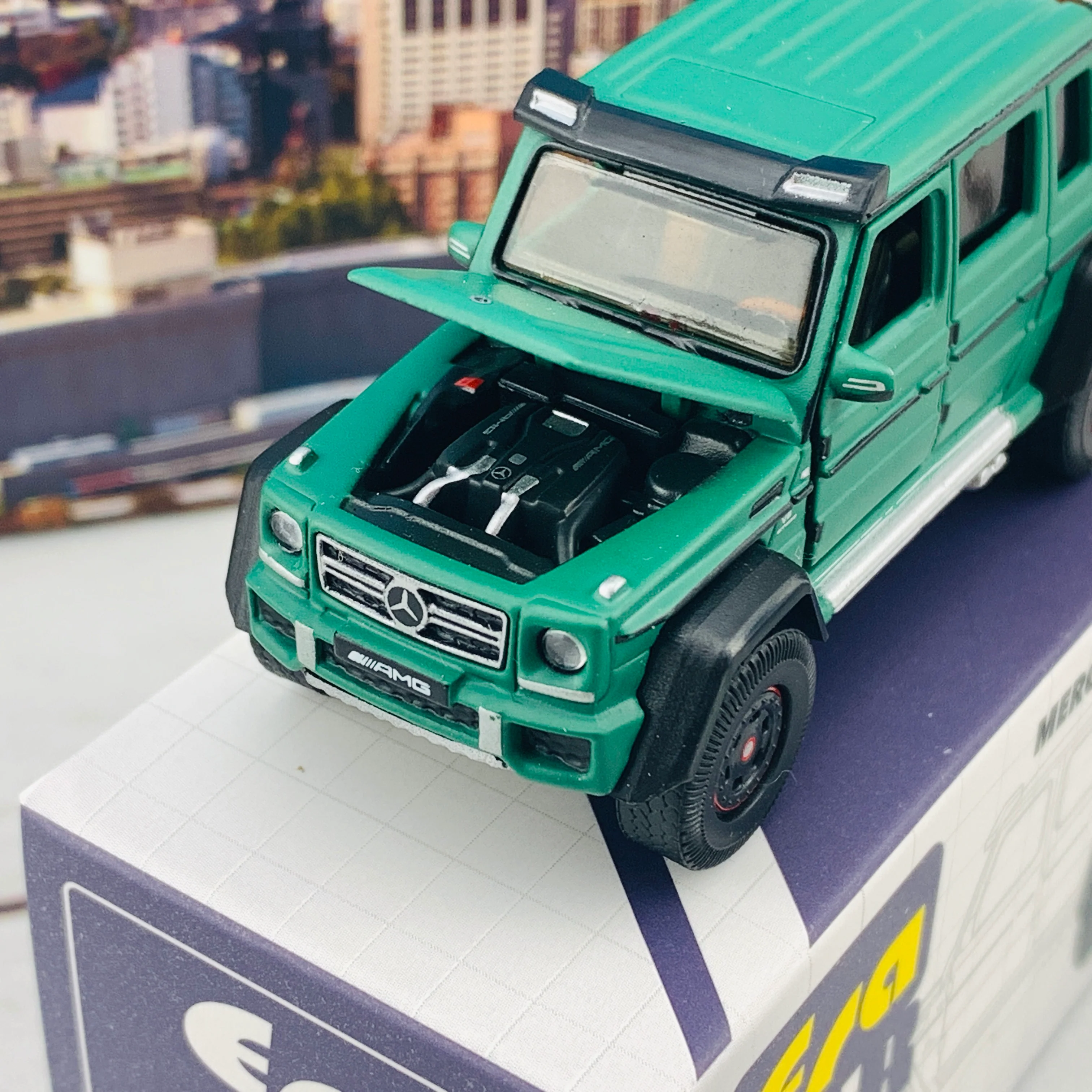 ERA CAR 06 Mercedes Benz G63 AMG 6x6 Green (1/64) MB196X6RN06 - Image 7
