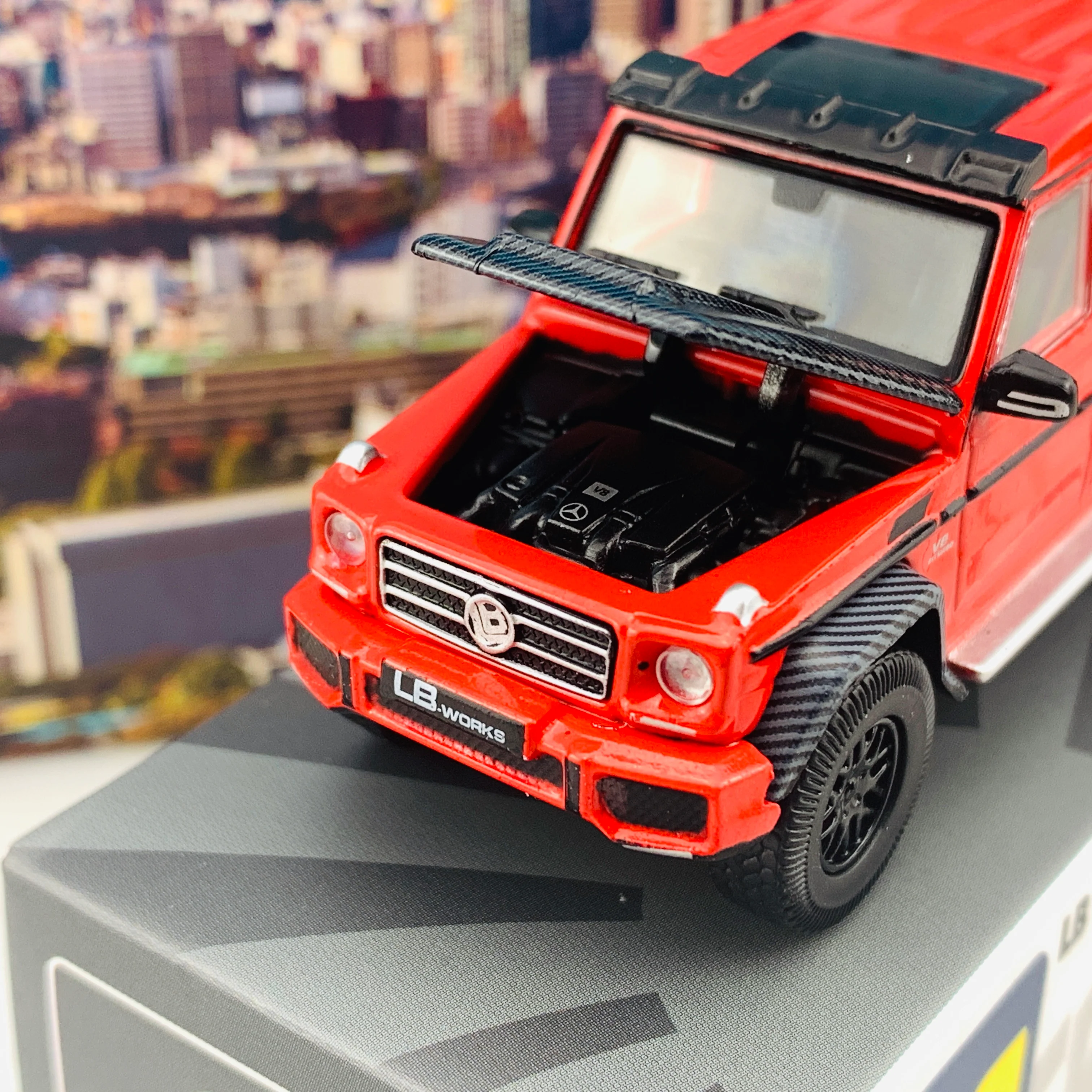 ERA CAR 1/64 LB WORKS Mercedes Benz AMG G63 Red MB204X4SP29 - Image 4
