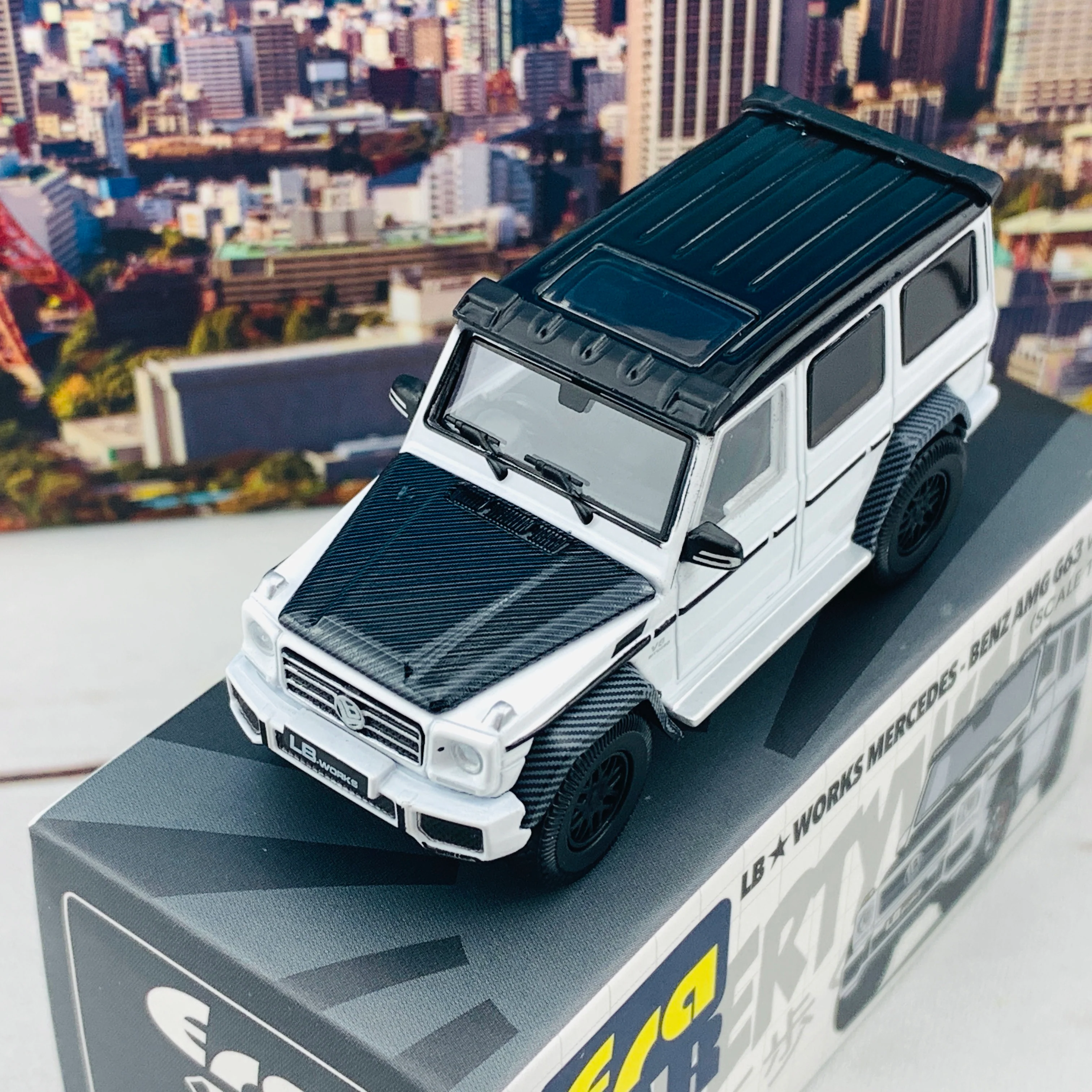 ERA CAR 1/64 LB WORKS Mercedes Benz AMG G63 White MB204X4SP27 - Image 3