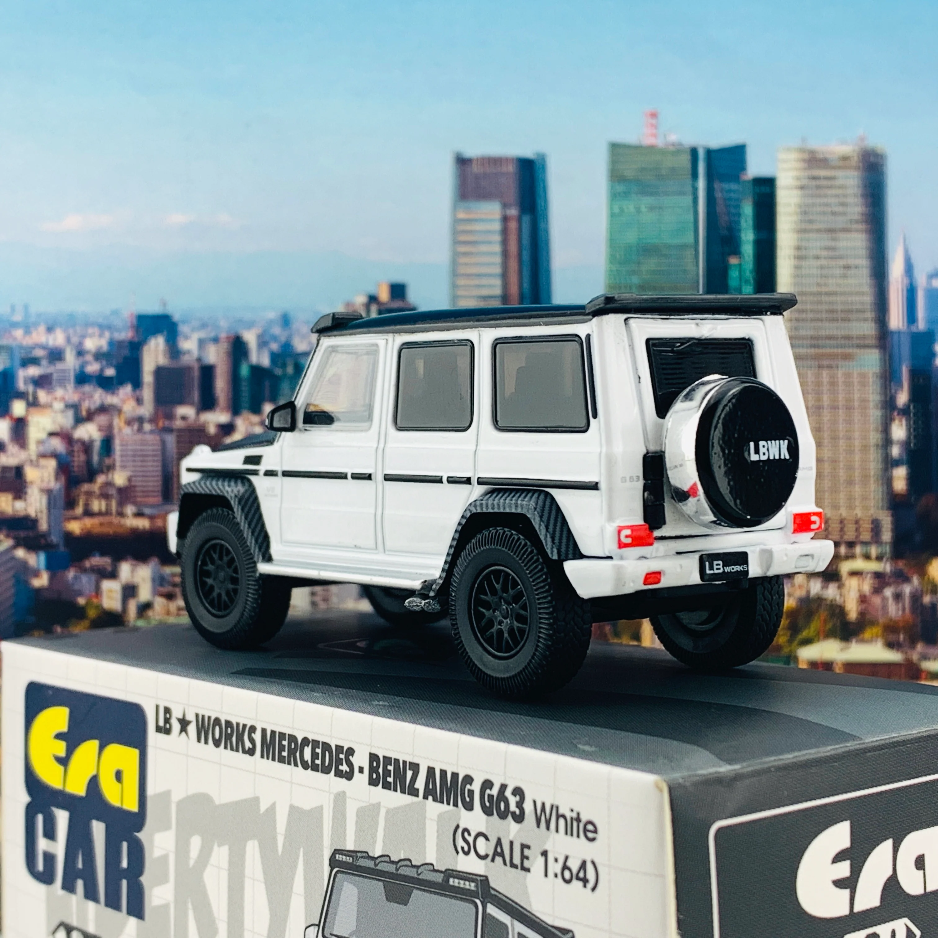 ERA CAR 1/64 LB WORKS Mercedes Benz AMG G63 White MB204X4SP27 - Image 5
