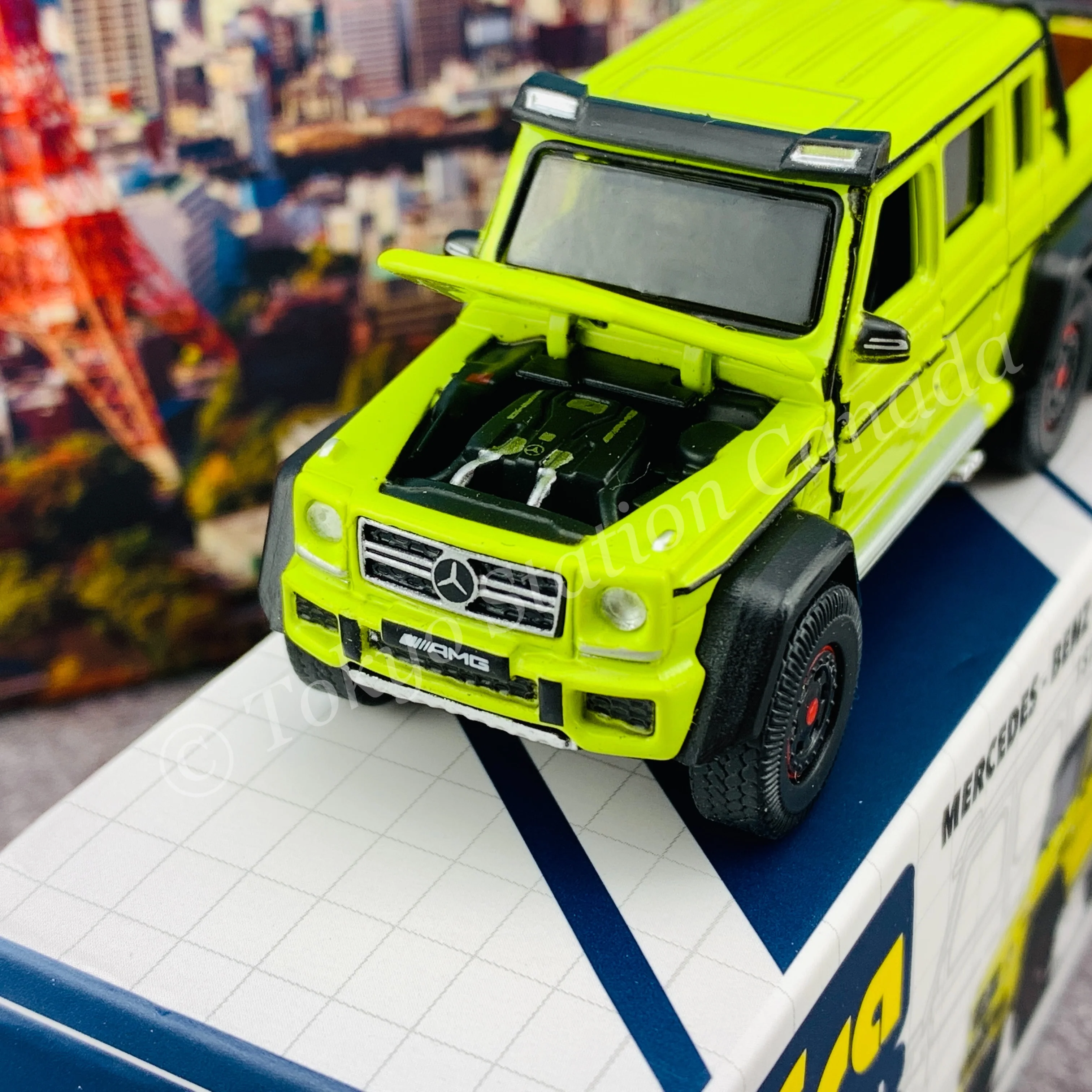ERA CAR 1/64 Mercedes-Benz G63 AMG 6x6 Kinetic Yellow MB206X6RF44 - Image 4