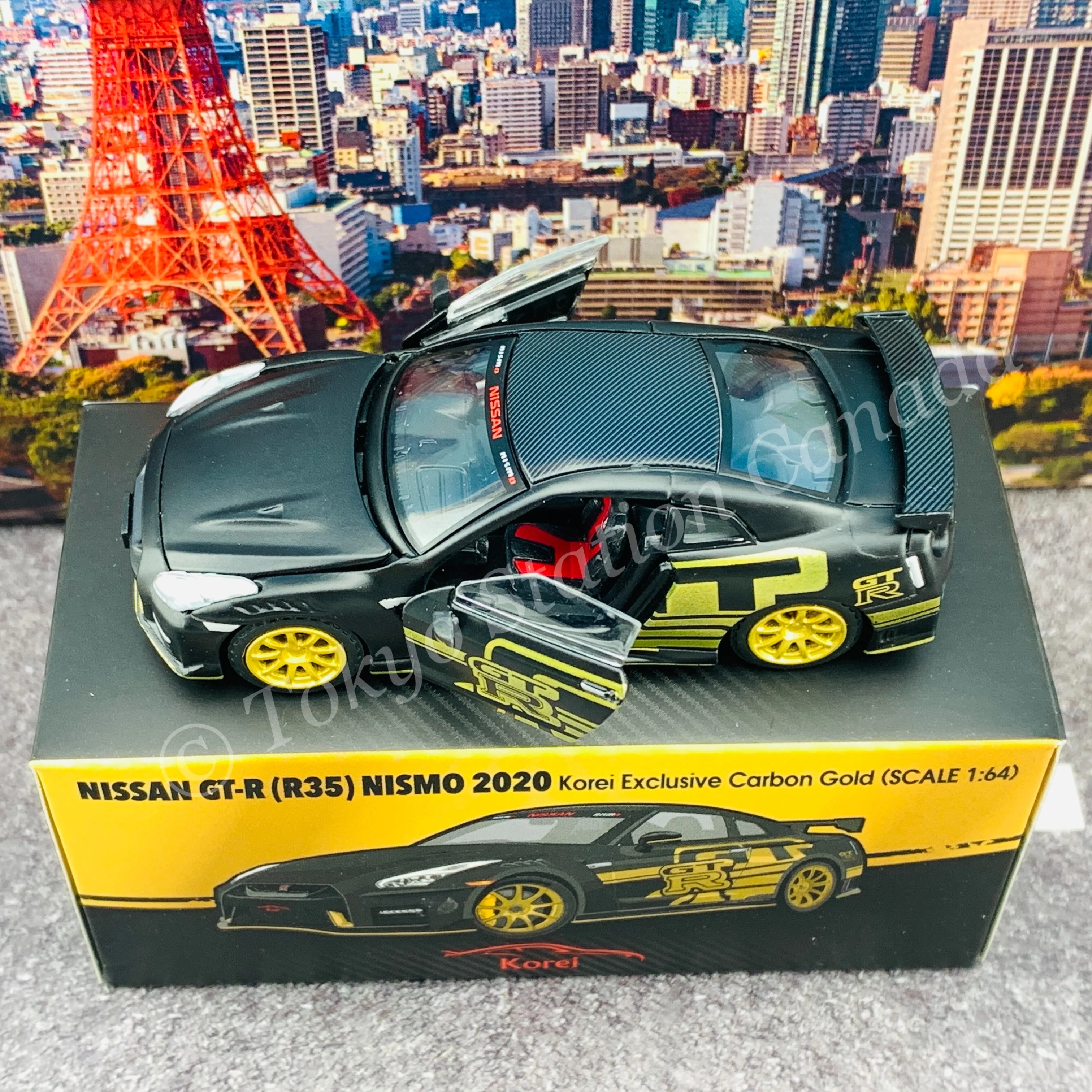 ERA CAR 1/64 Nissan GTR (R35) NISMO 2020 Korei Exclusive Carbon Gold ESP02 - Image 5