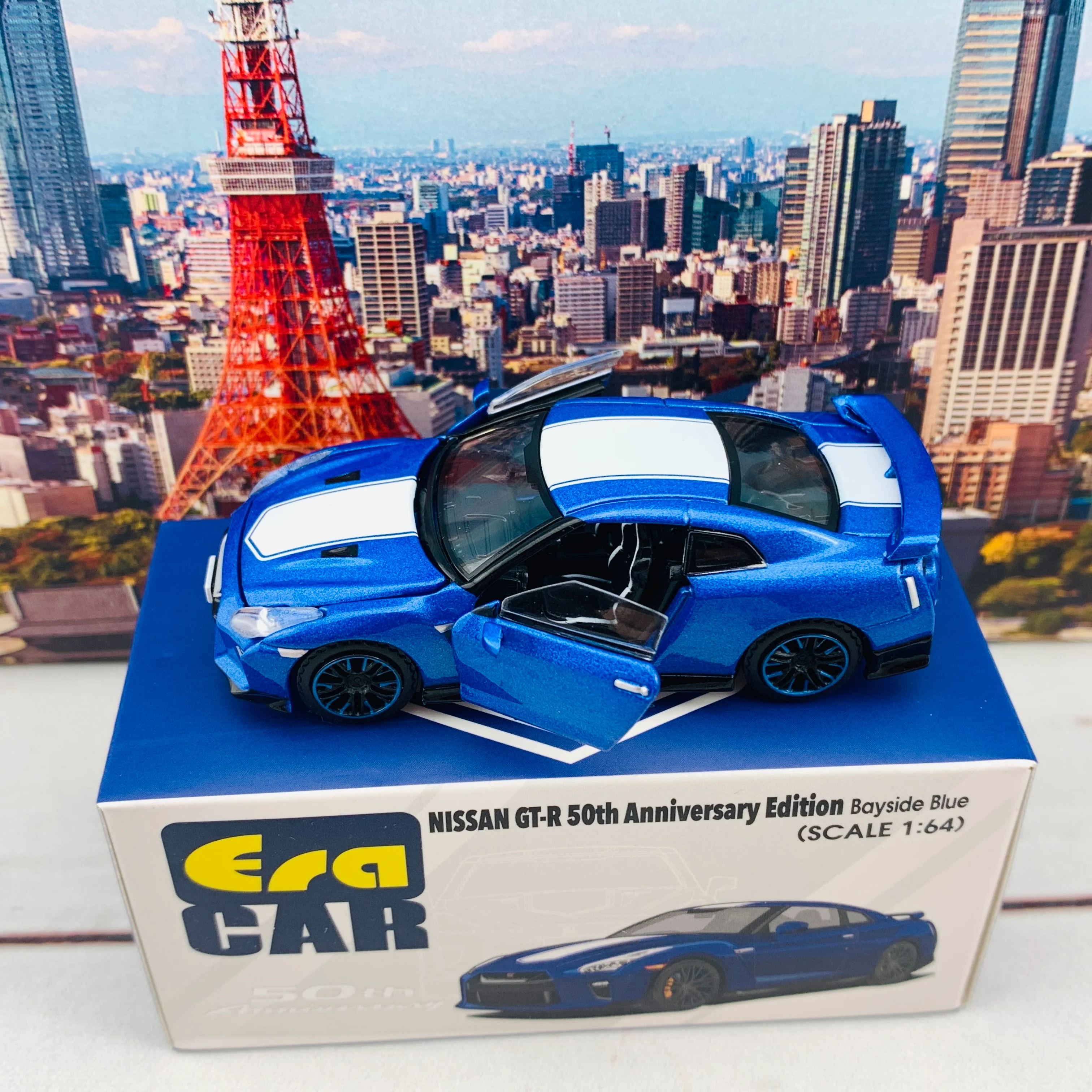 ERA CAR 21 1/64 Nissan GTR 50th Anniversary Edition Bayside Blue NS20GTRSP24 - Image 5