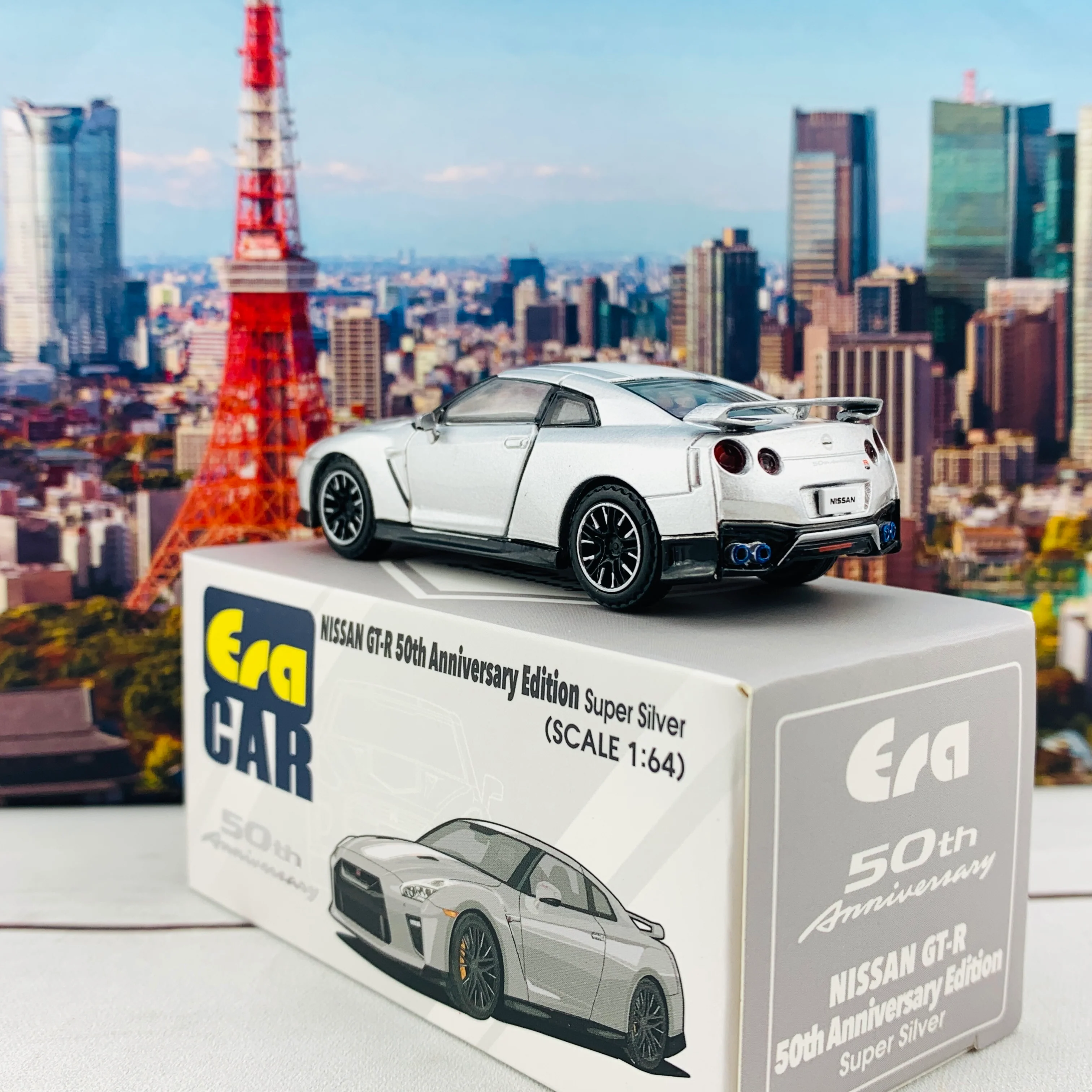 ERA CAR 21 1/64 Nissan GTR 50th Anniversary Edition Super Silver NS20GTRSP25 - Image 6