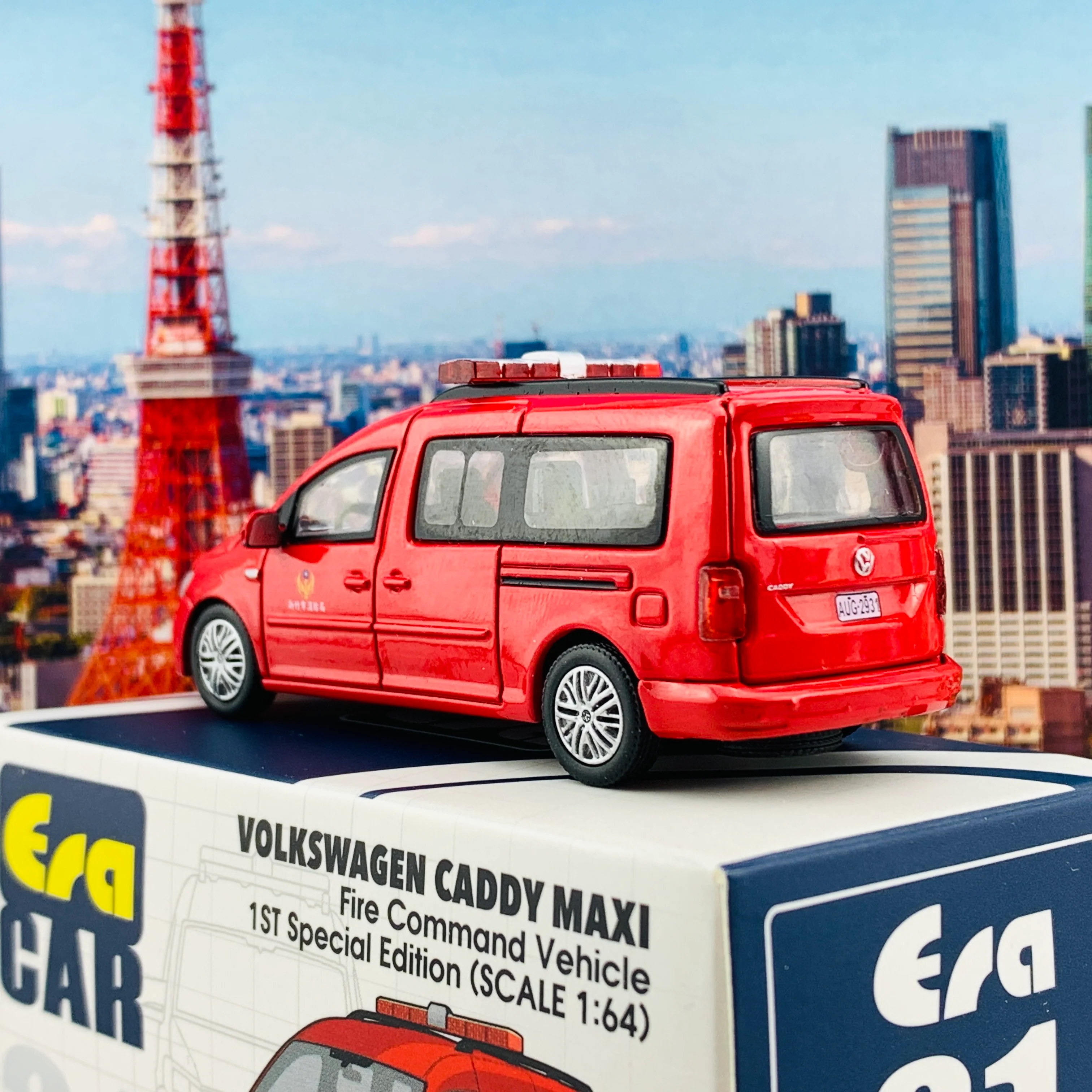 ERA CAR 21 1/64 Volkswagen Caddy Maxi Fire Command Vehicle 1ST Special Edition VW20CAMRF21 - Image 6