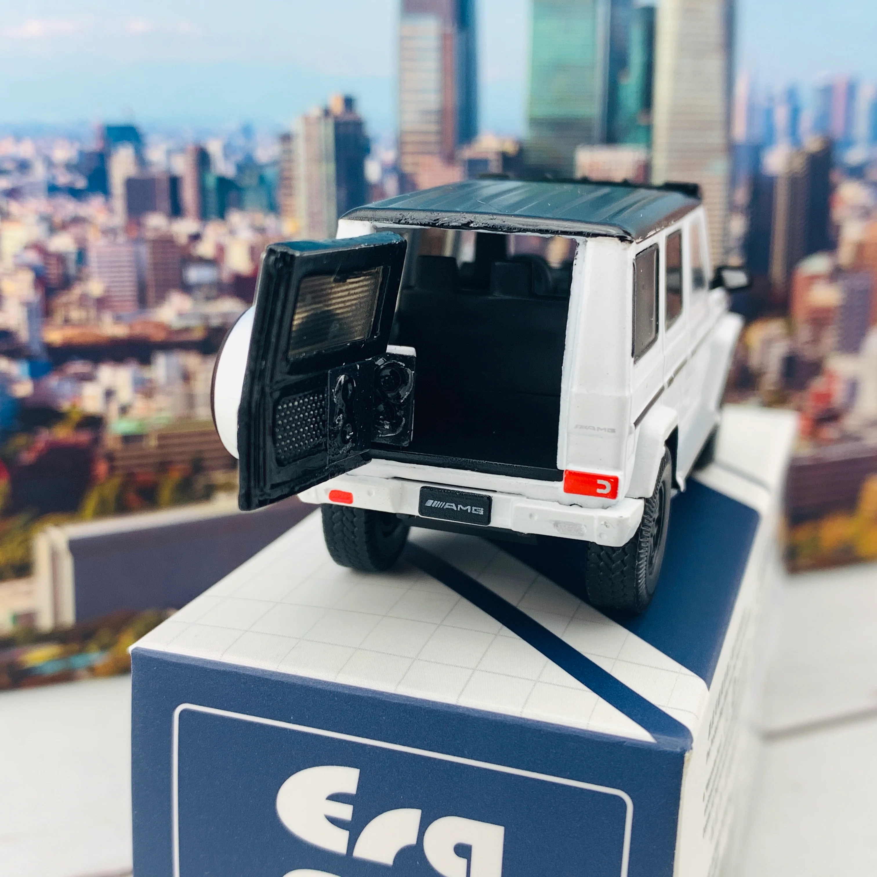 ERA CAR 24 Mercedes Benz AMG G63 1ST Special Edition White (1/64 ) MB204X4RF24 - Image 6