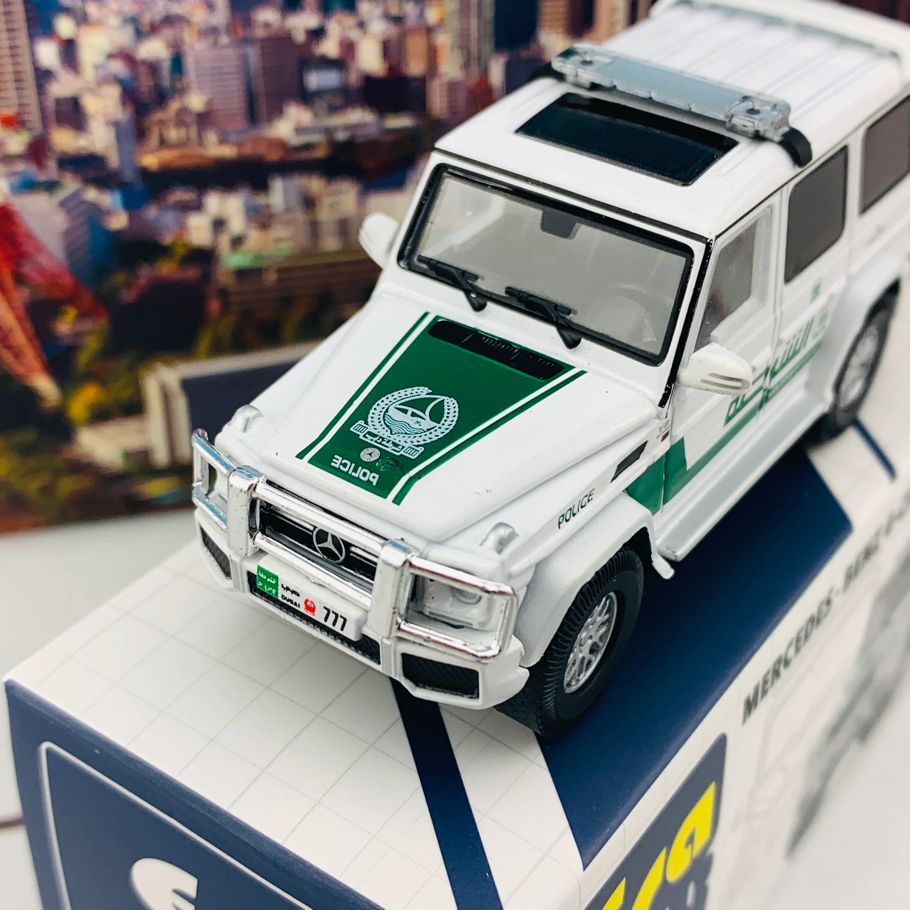 ERA CAR 26 Mercedes Benz G-Class Dubai Police Car (1/64) MB204X4RN26 - Image 3