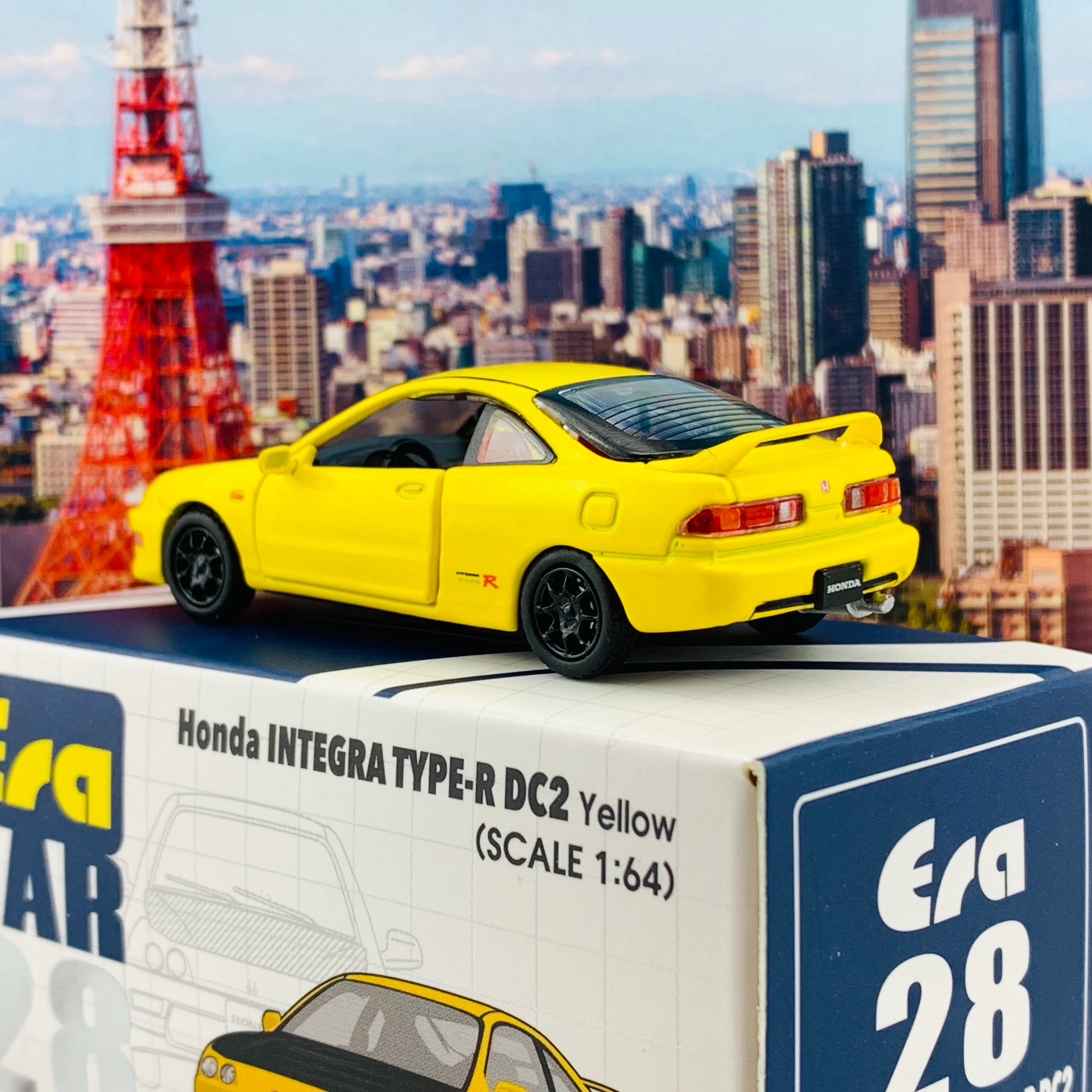 ERA CAR 28 1/64 Honda Integra Type-R DC2 Yellow HA20DC2RN28 - Image 5