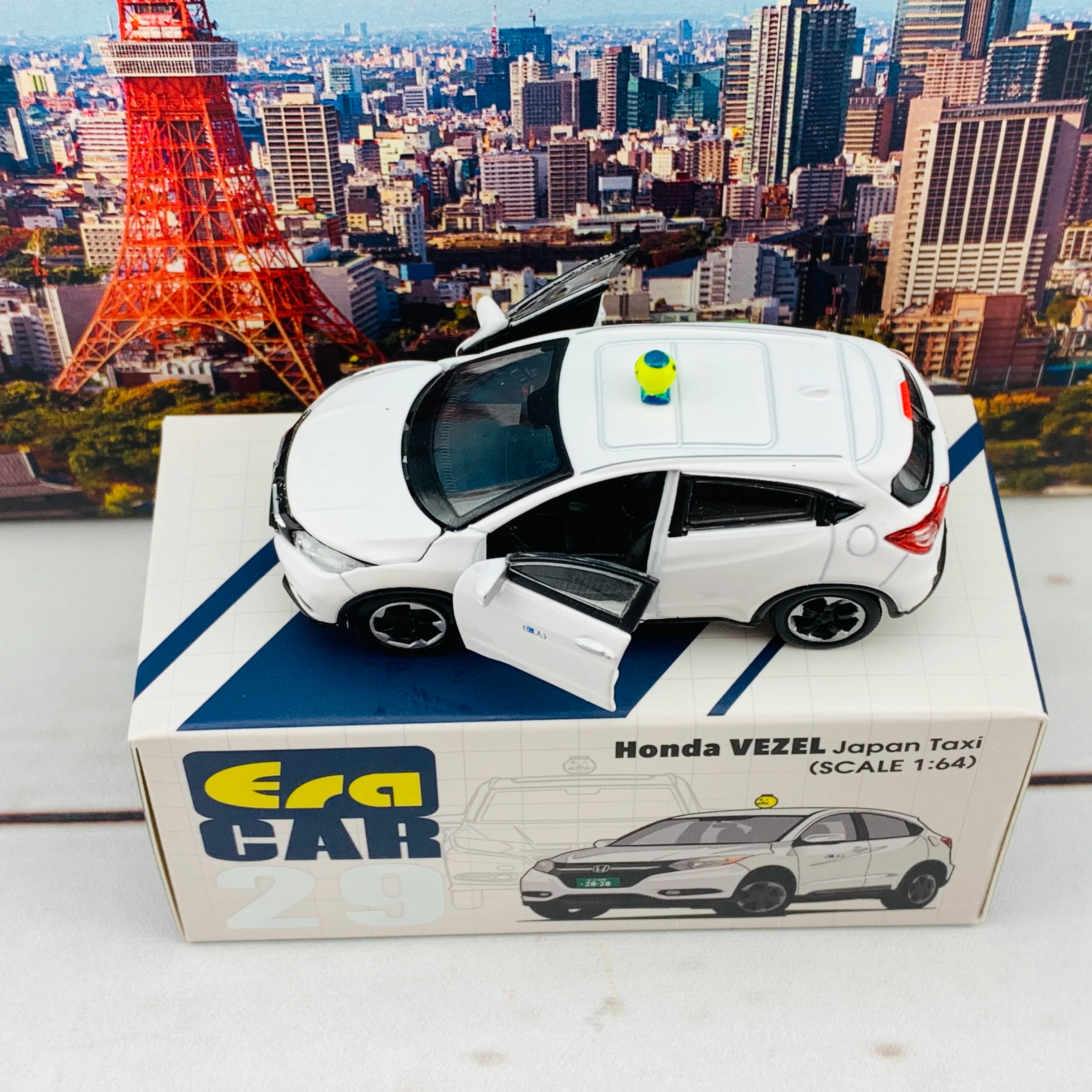 ERA CAR 29 1/64 Honda VEZEL Japan Taxi HA20VERN29 - Image 5