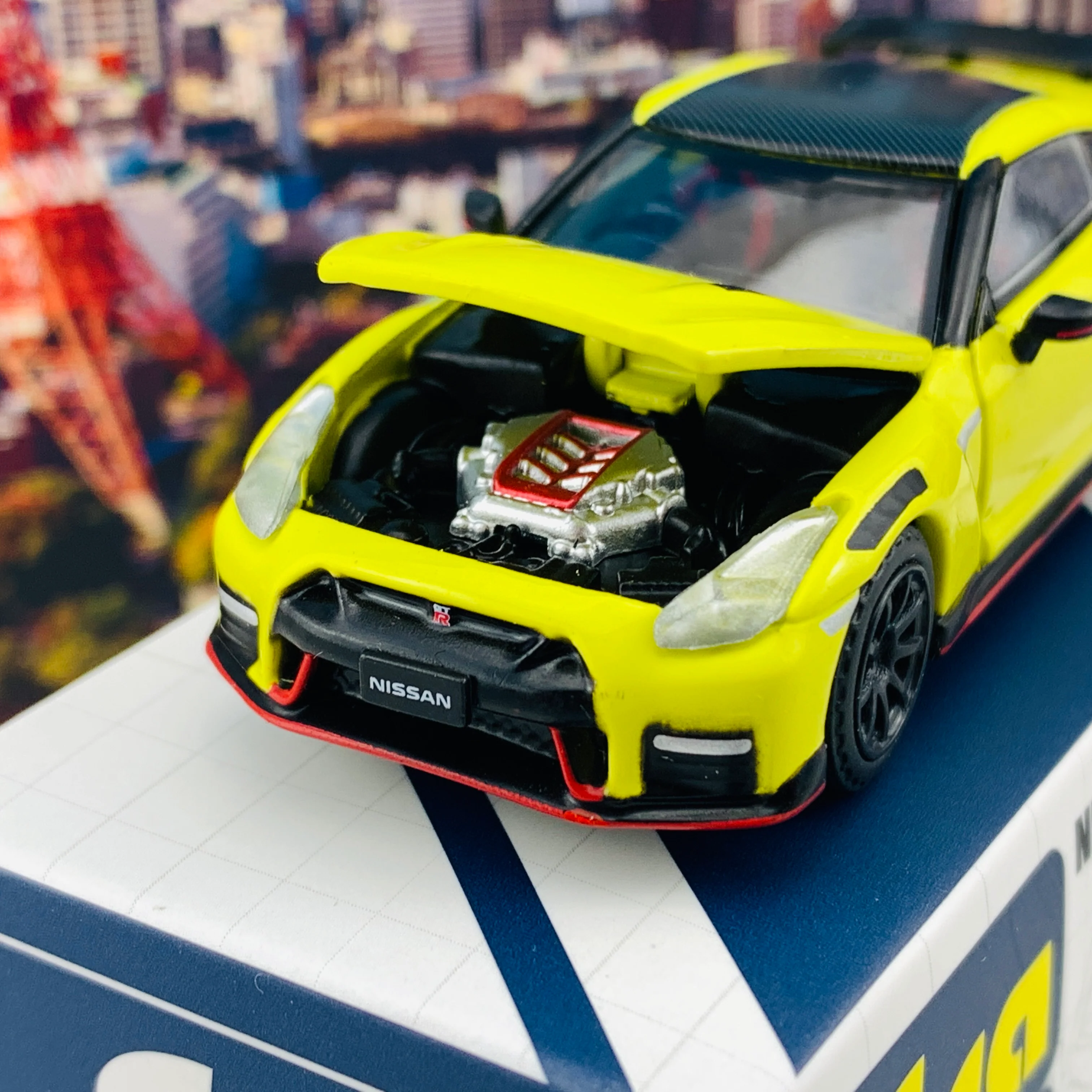 ERA CAR 34 1/64 Nissan GTR R35 NISMO 2020 Yellow 1ST Special Edition NS20GTRRF34 - Image 4