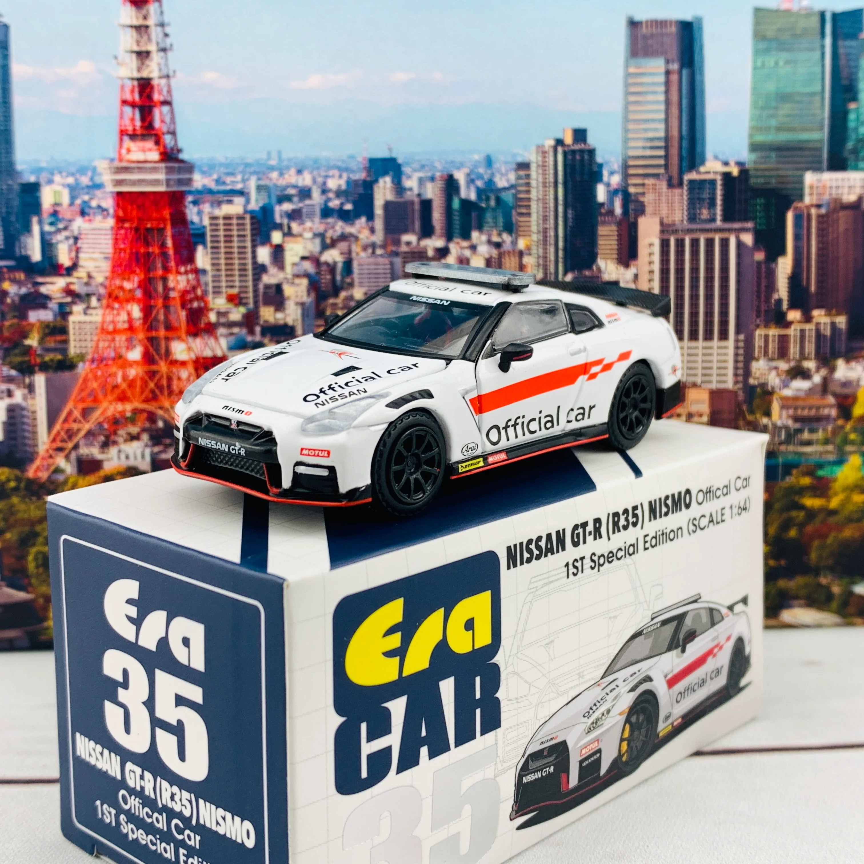 ERA CAR 35 1/64 Nissan GTR R35 NISMO Official Car 1ST Special Edition NS20GTRRF35 - Image 2