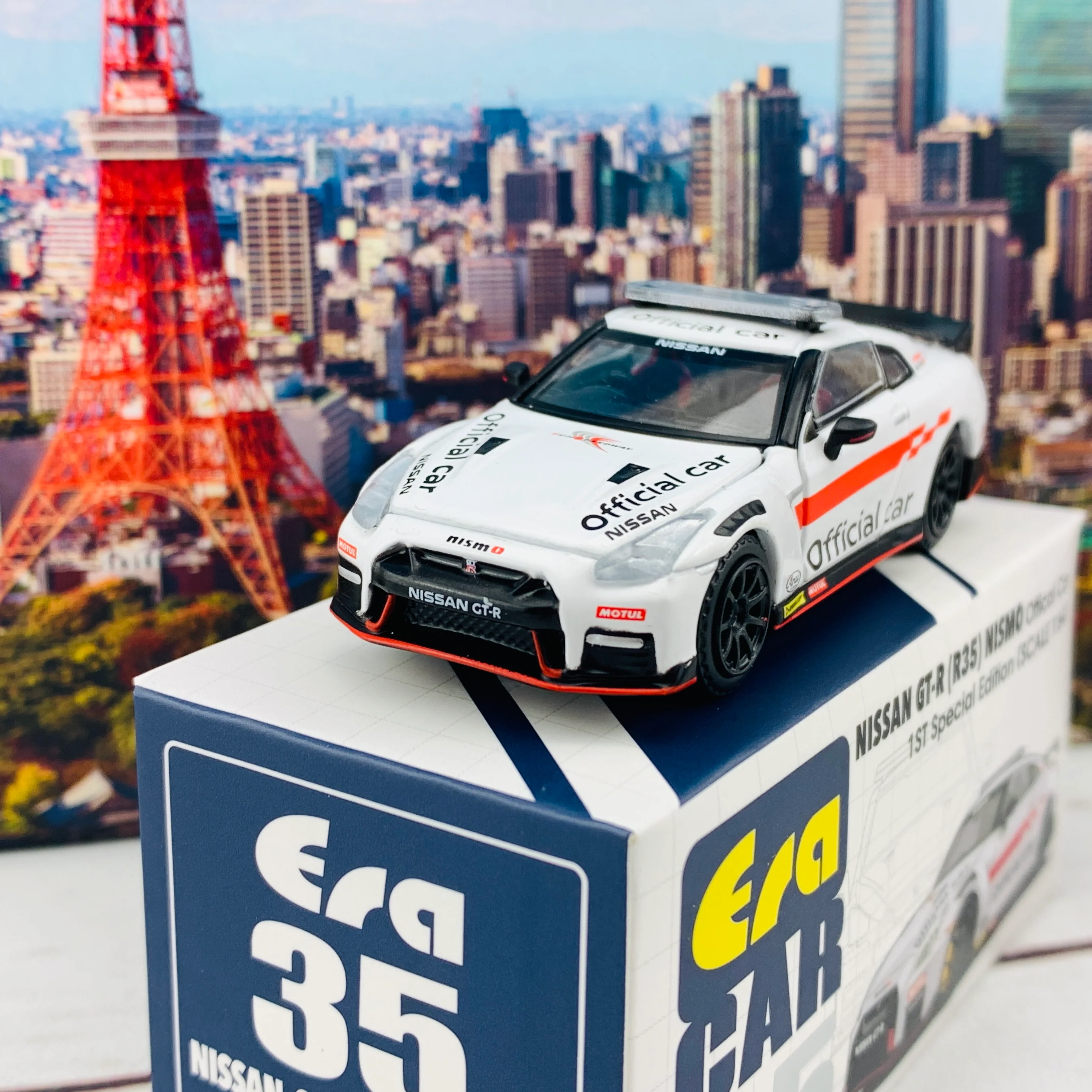 ERA CAR 35 1/64 Nissan GTR R35 NISMO Official Car 1ST Special Edition NS20GTRRF35 - Image 3