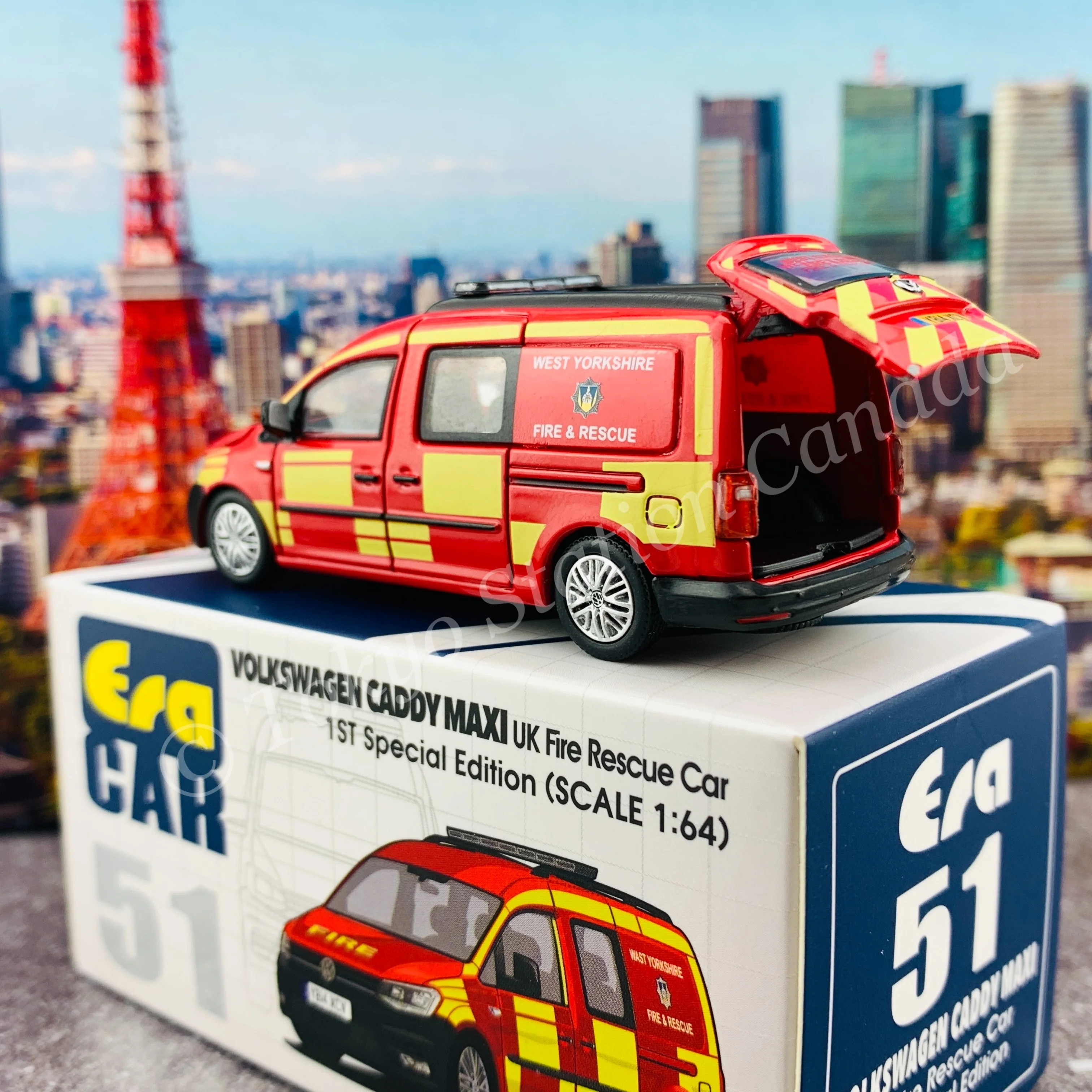 ERA CAR 51 1/64 VOLKSWAGEN CADDY MAXI UK Fire Rescue Car 1ST Special Edition VW21CAMRF51 - Image 6