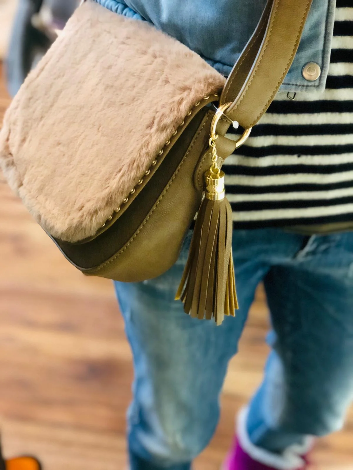 Faux Fur Shoulder Bag Beige - Image 2