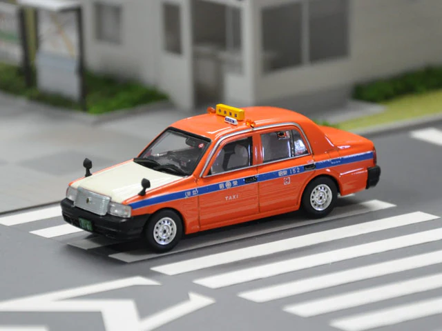 GULLIVER64 1/64 Central Radio Crown Comfort Taxi 64027 - Image 4